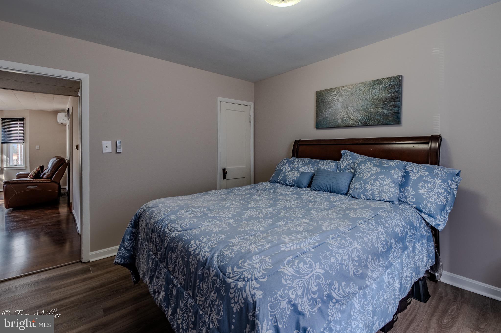 GLENMORE - Residential