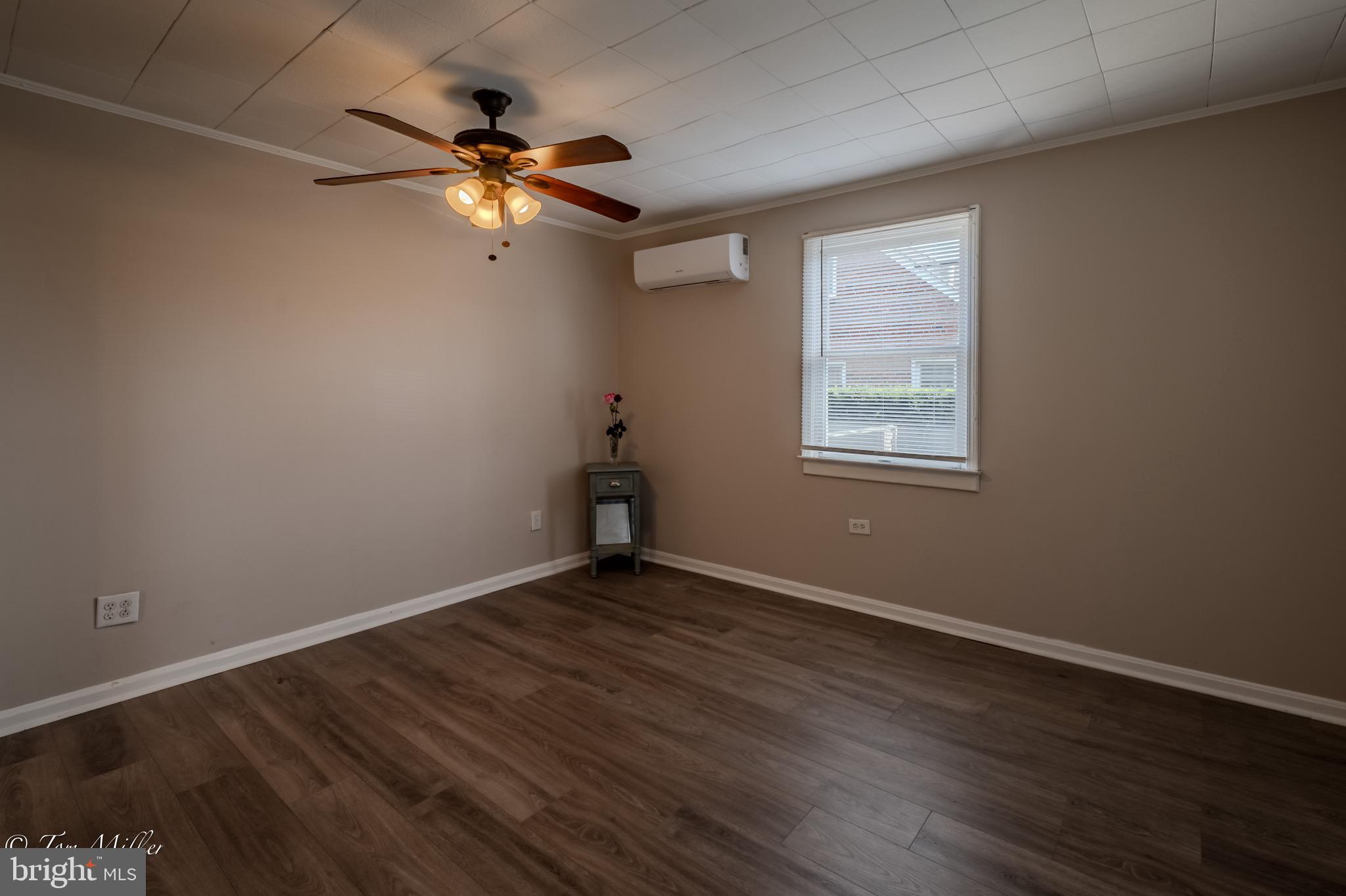 GLENMORE - Residential