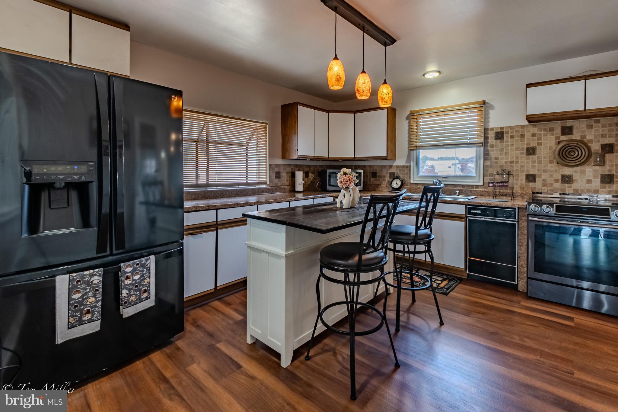 GLENMORE - Residential