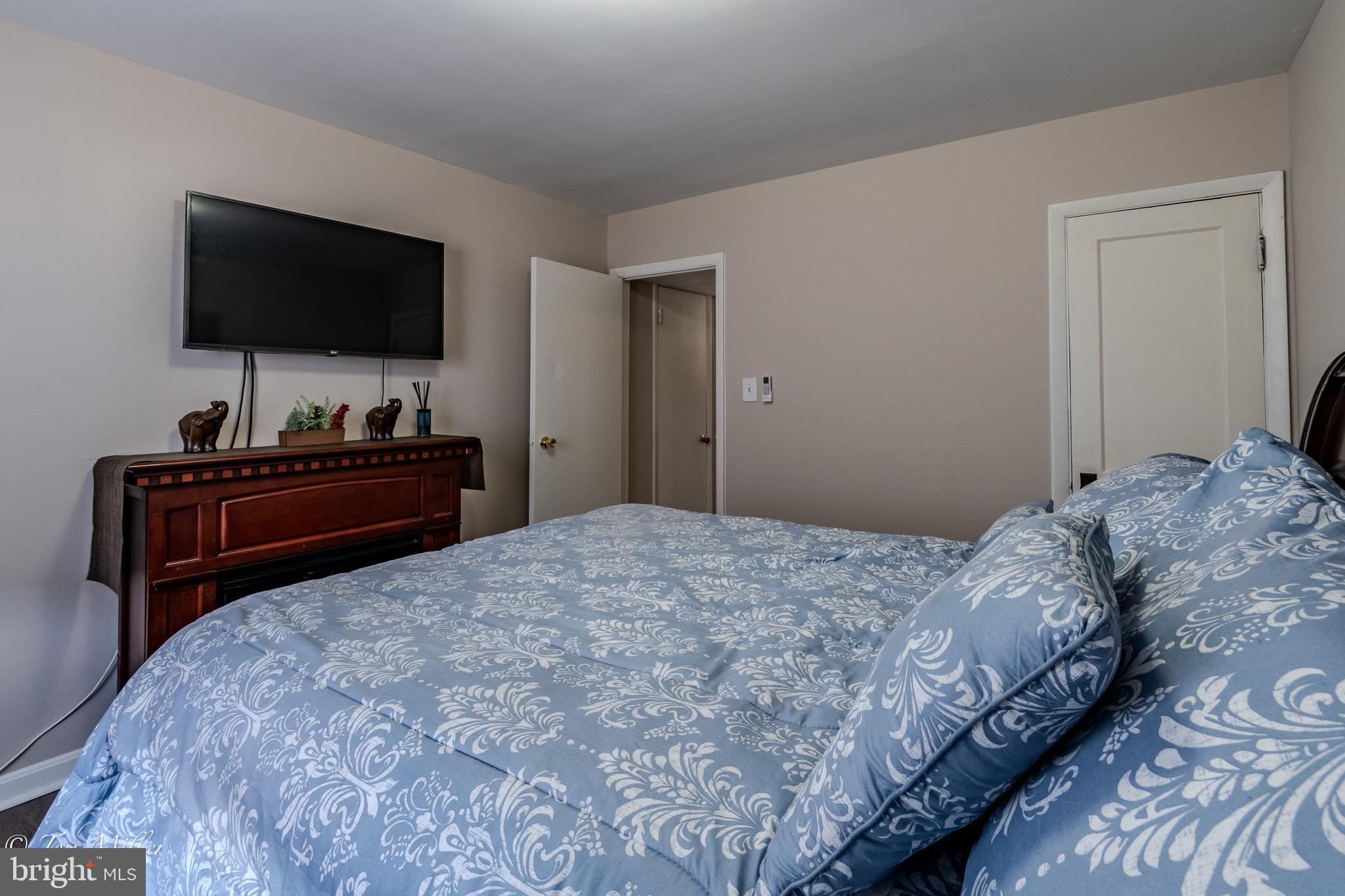 GLENMORE - Residential