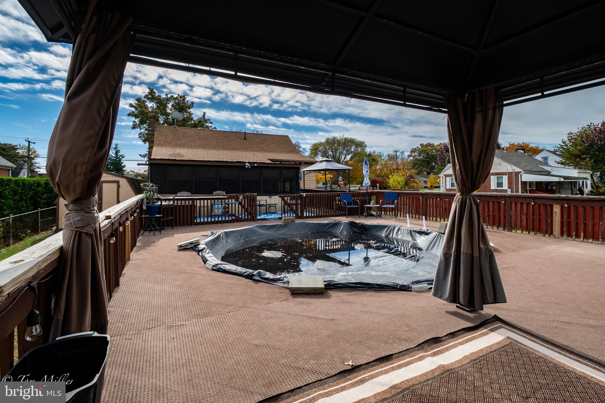 GLENMORE - Residential