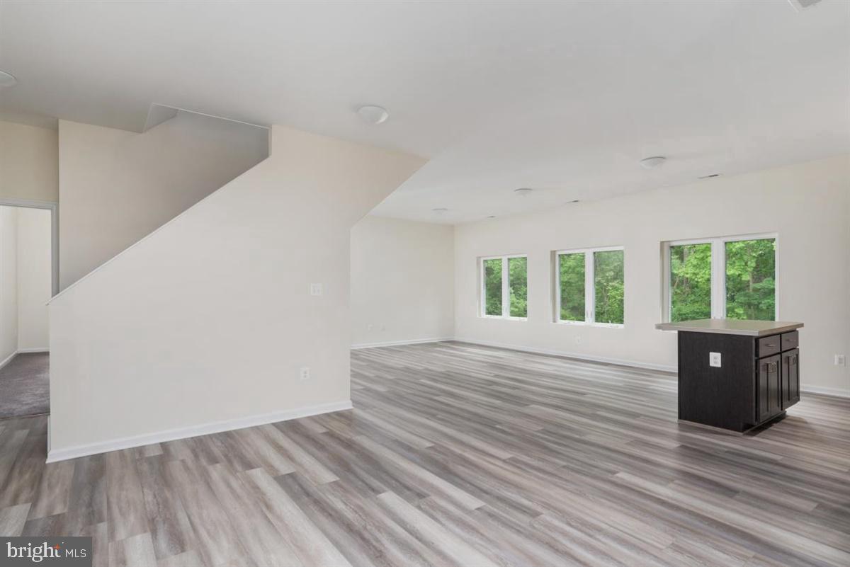 15213 FALLS ROAD UPPER
