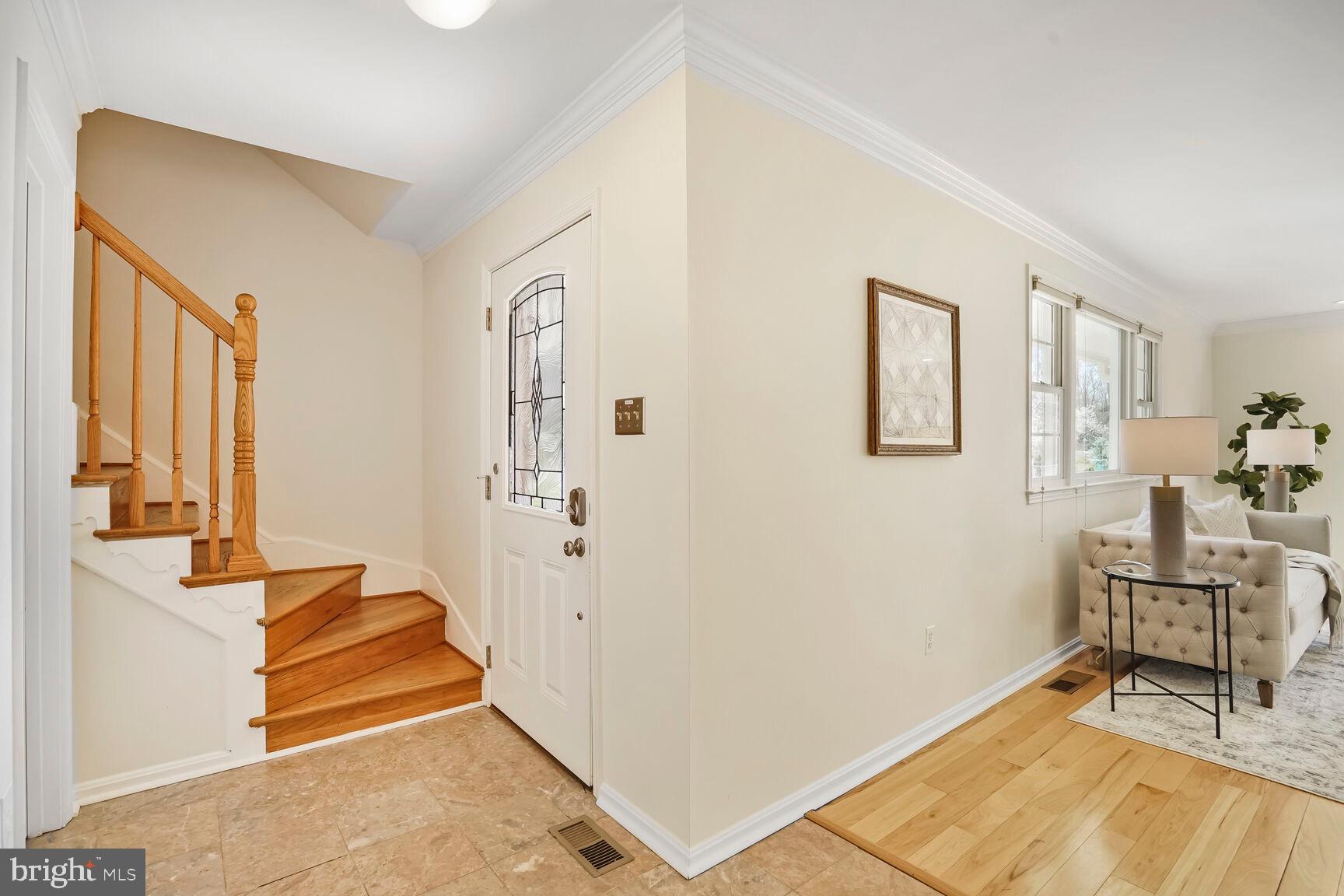 SUTTON PLACE - Residential