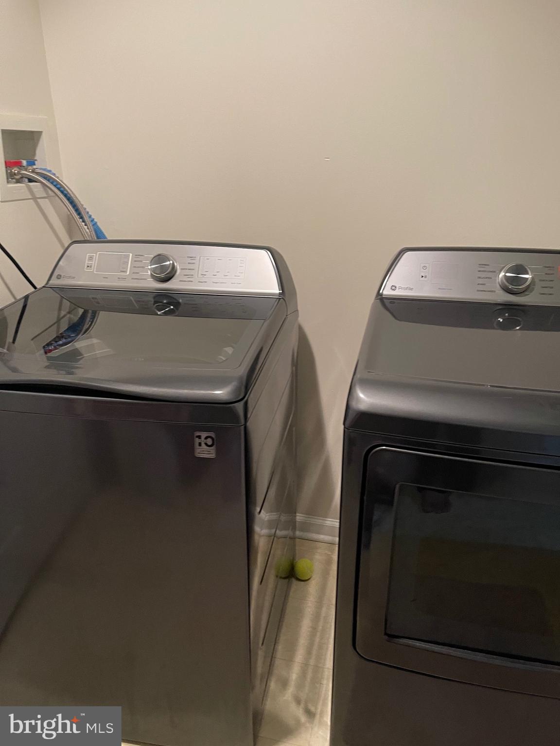 PHILADELPHIA (NORTHEAST) - Residential