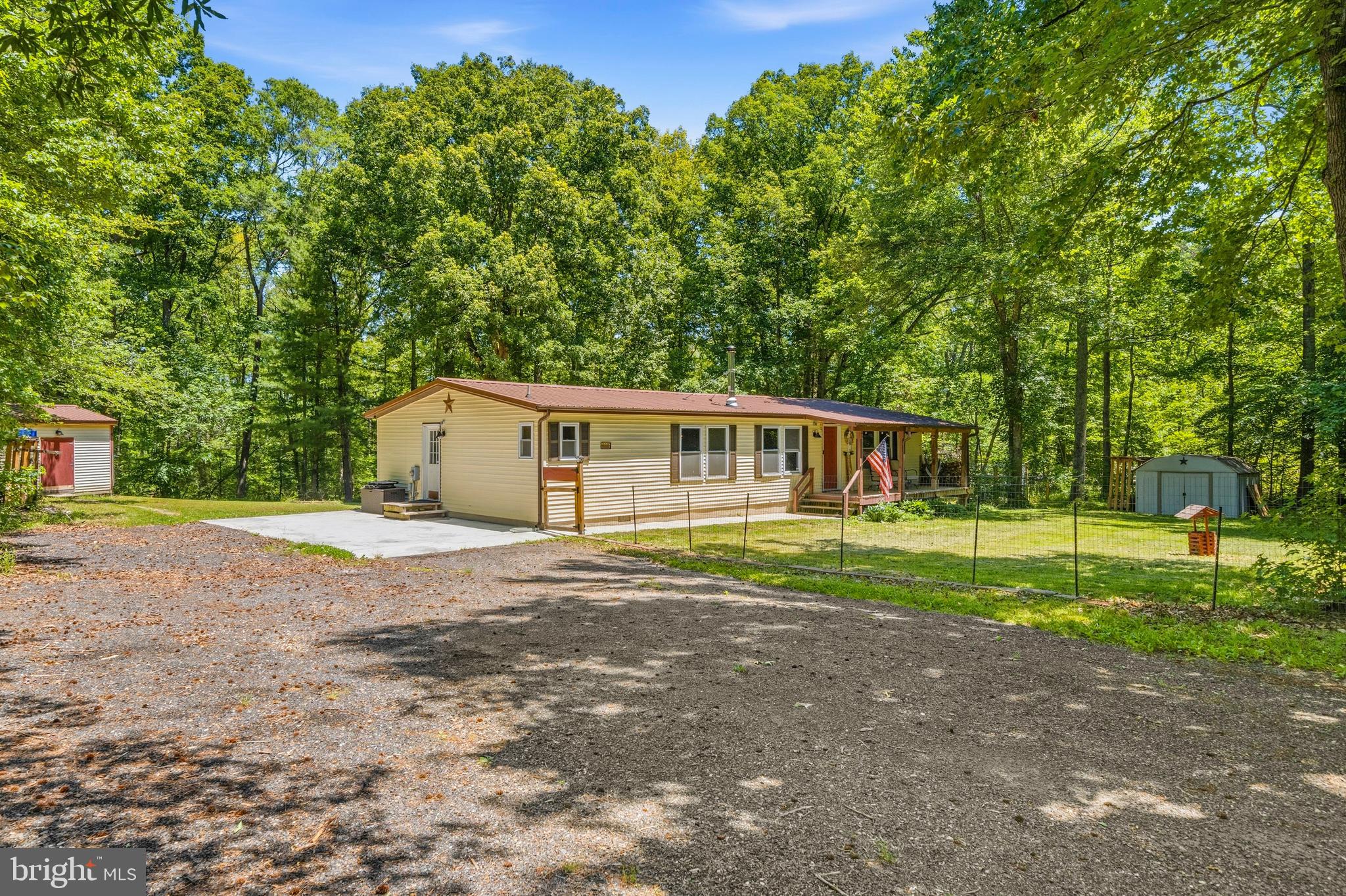 WILLED WILLIAMS - Residential