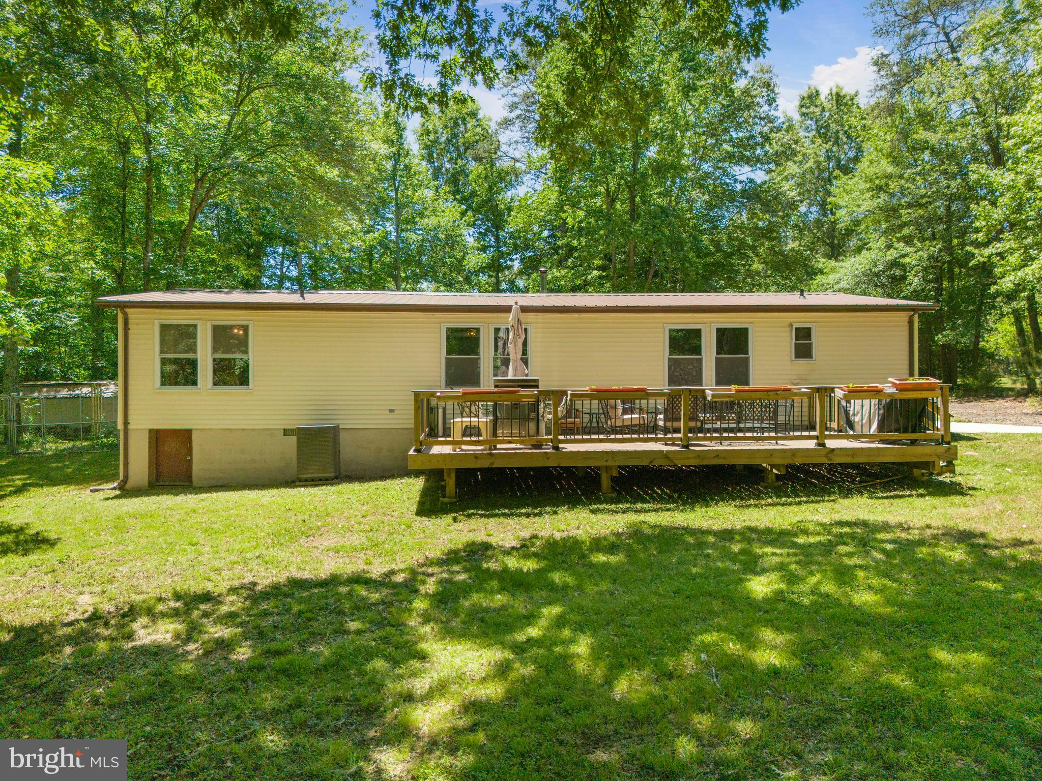 WILLED WILLIAMS - Residential