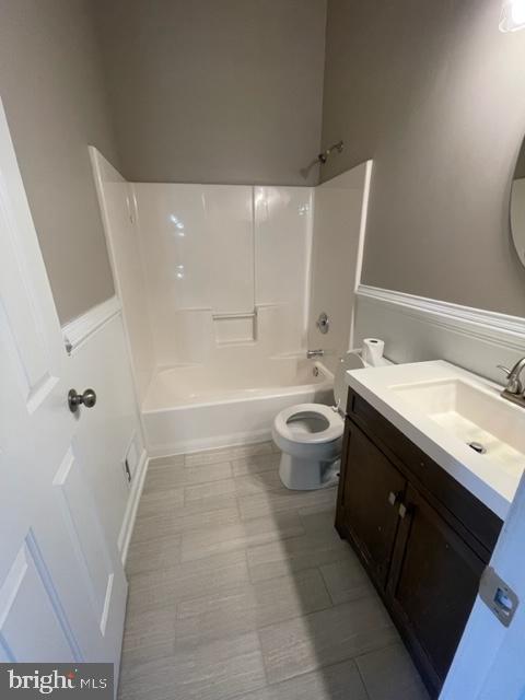 COUNTRY WALK - Residential Lease