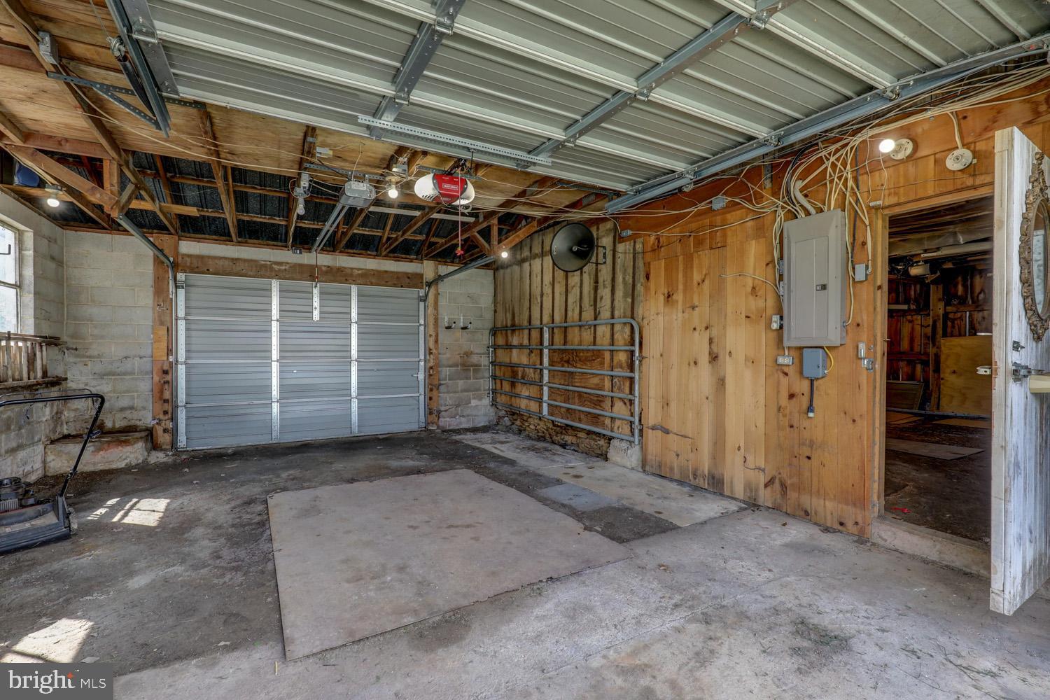 WEST FALLOWFIELD TWP. - Residential