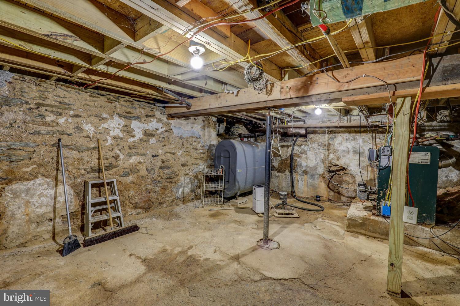 WEST FALLOWFIELD TWP. - Residential