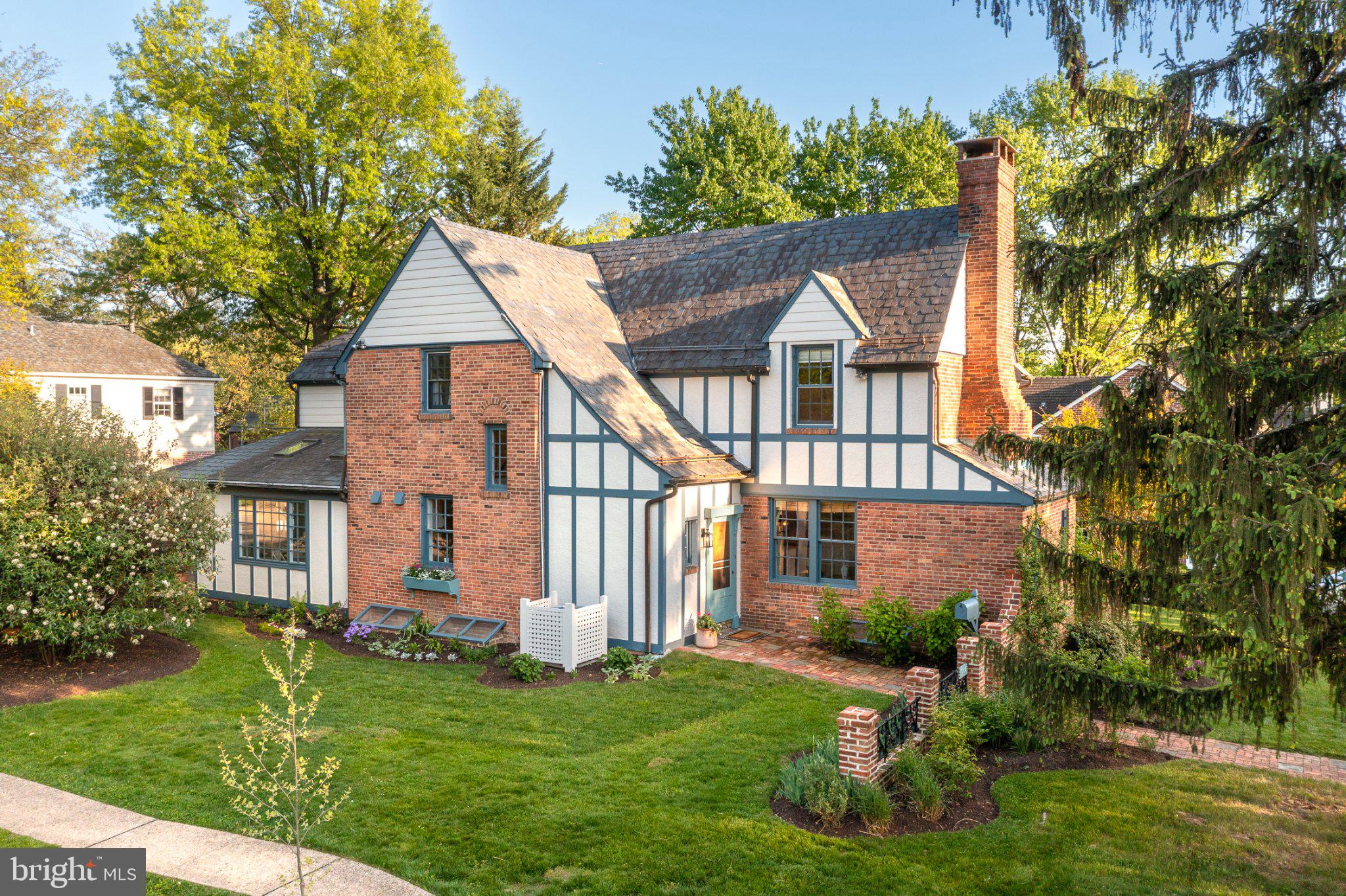 STONELEIGH - Residential