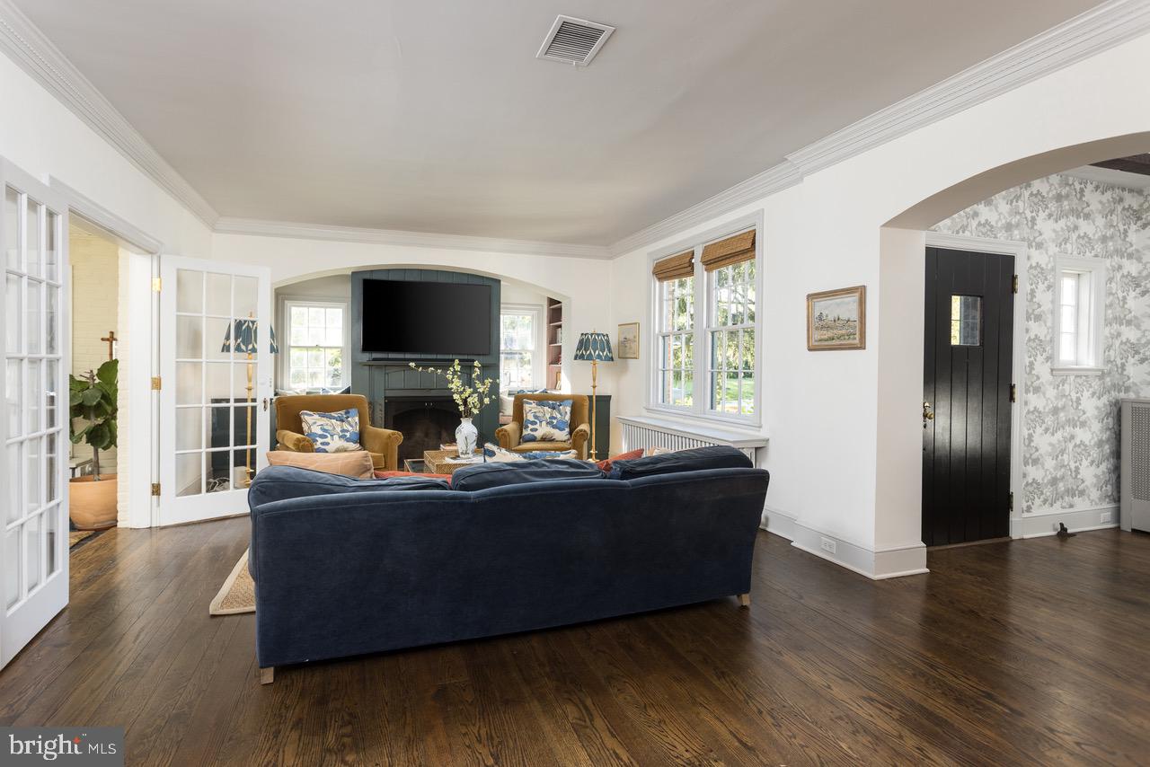 STONELEIGH - Residential