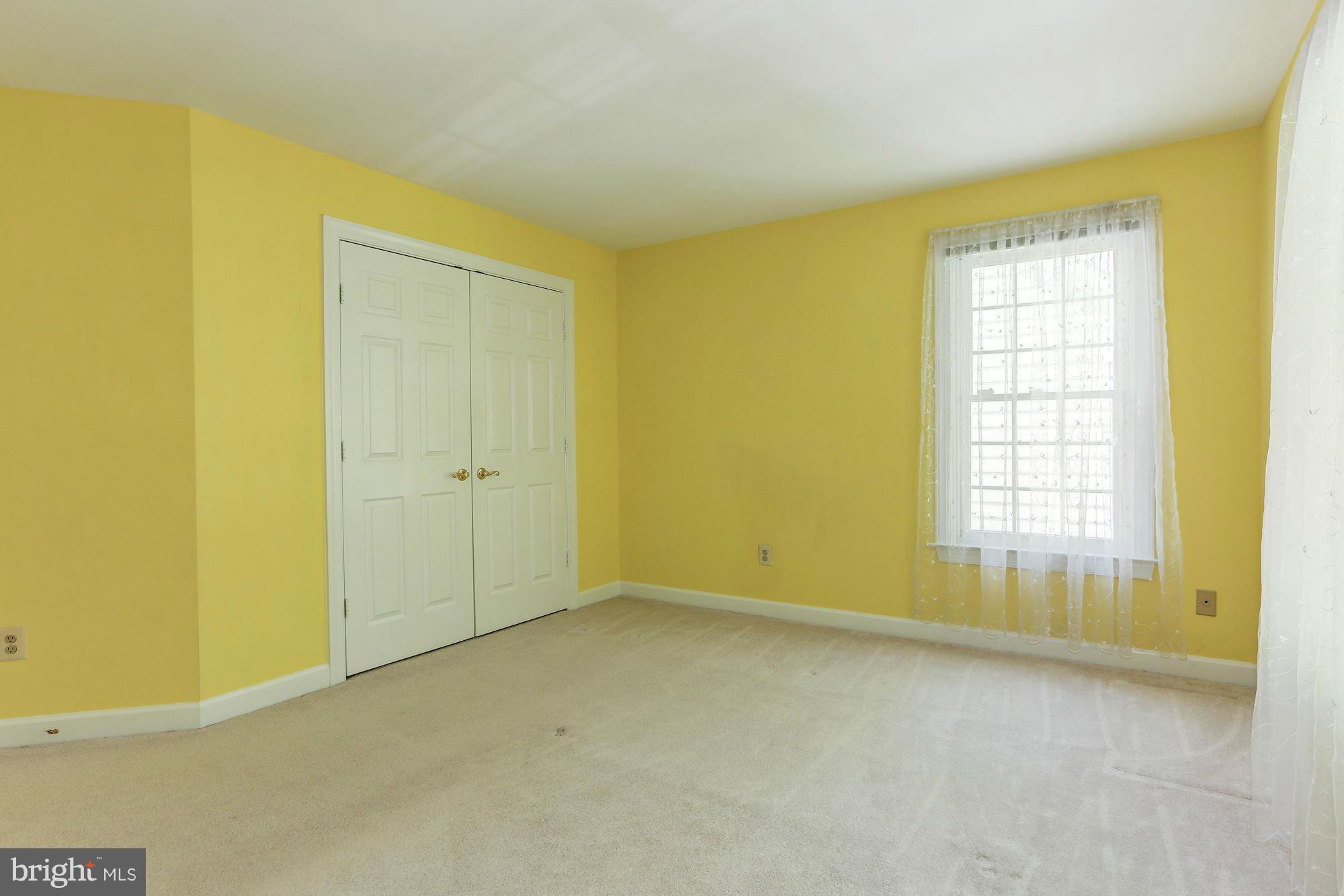 KENTLANDS GATEHOUSE - Residential