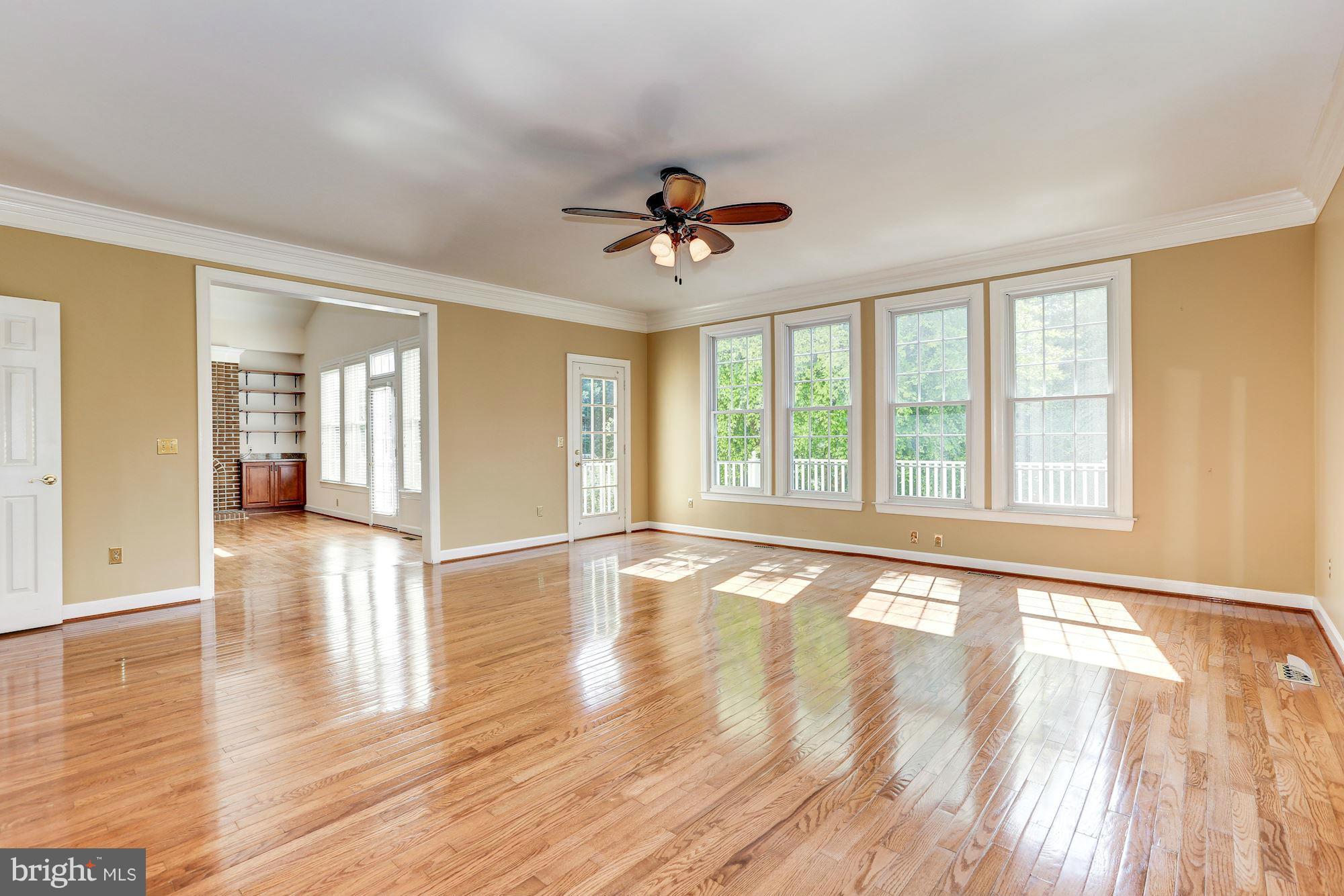 KENTLANDS GATEHOUSE - Residential