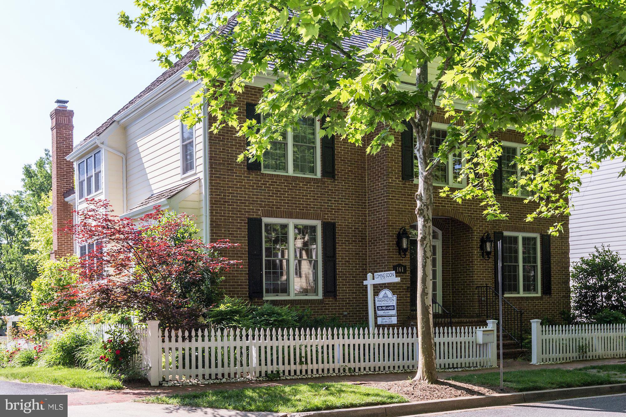 KENTLANDS GATEHOUSE - Residential