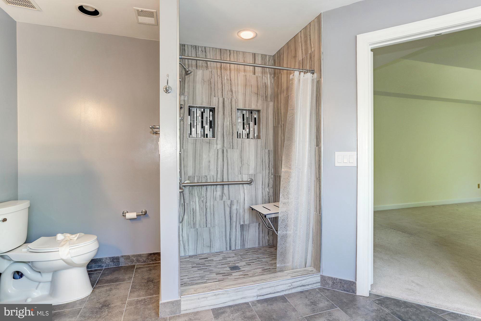 KENTLANDS GATEHOUSE - Residential