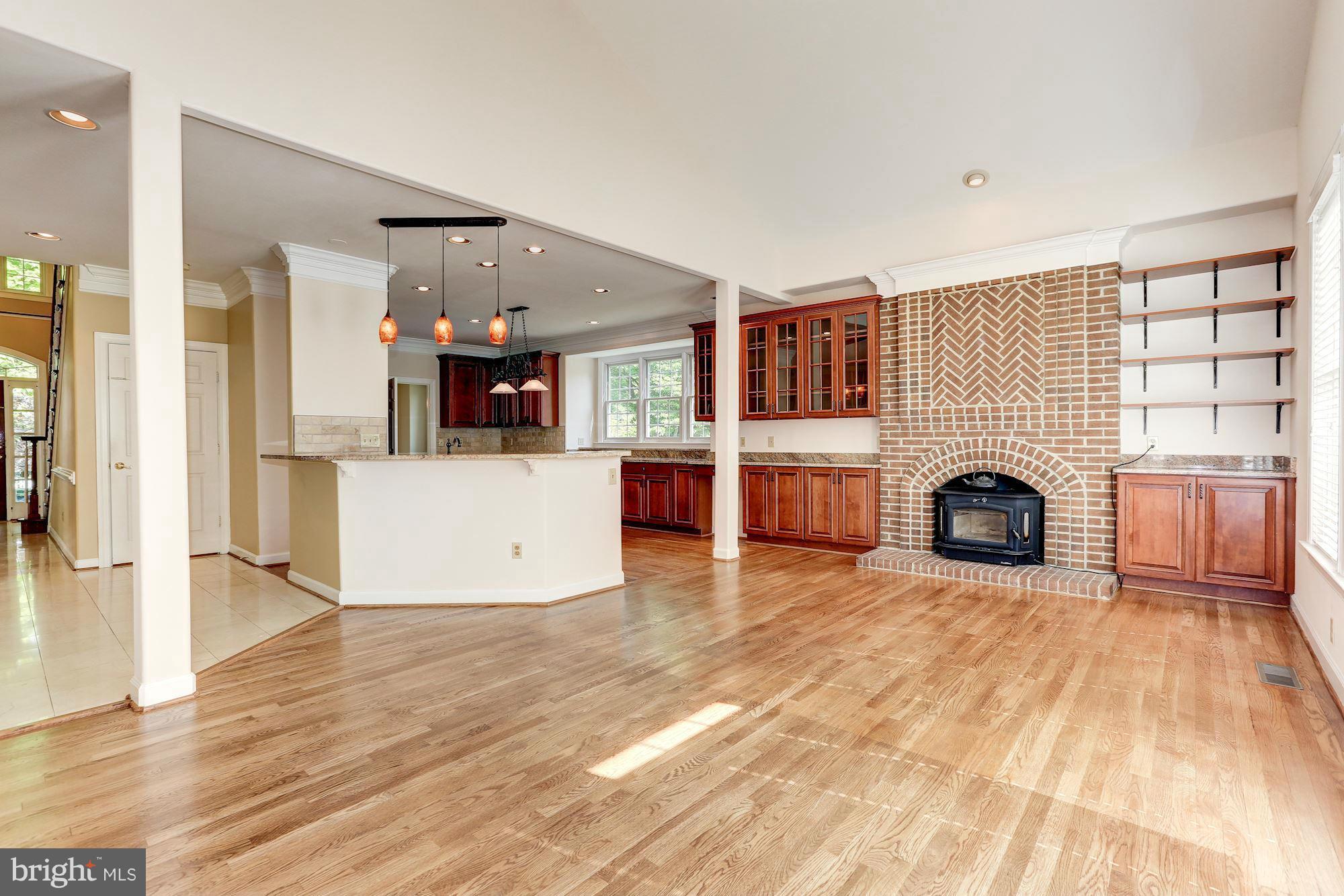 KENTLANDS GATEHOUSE - Residential