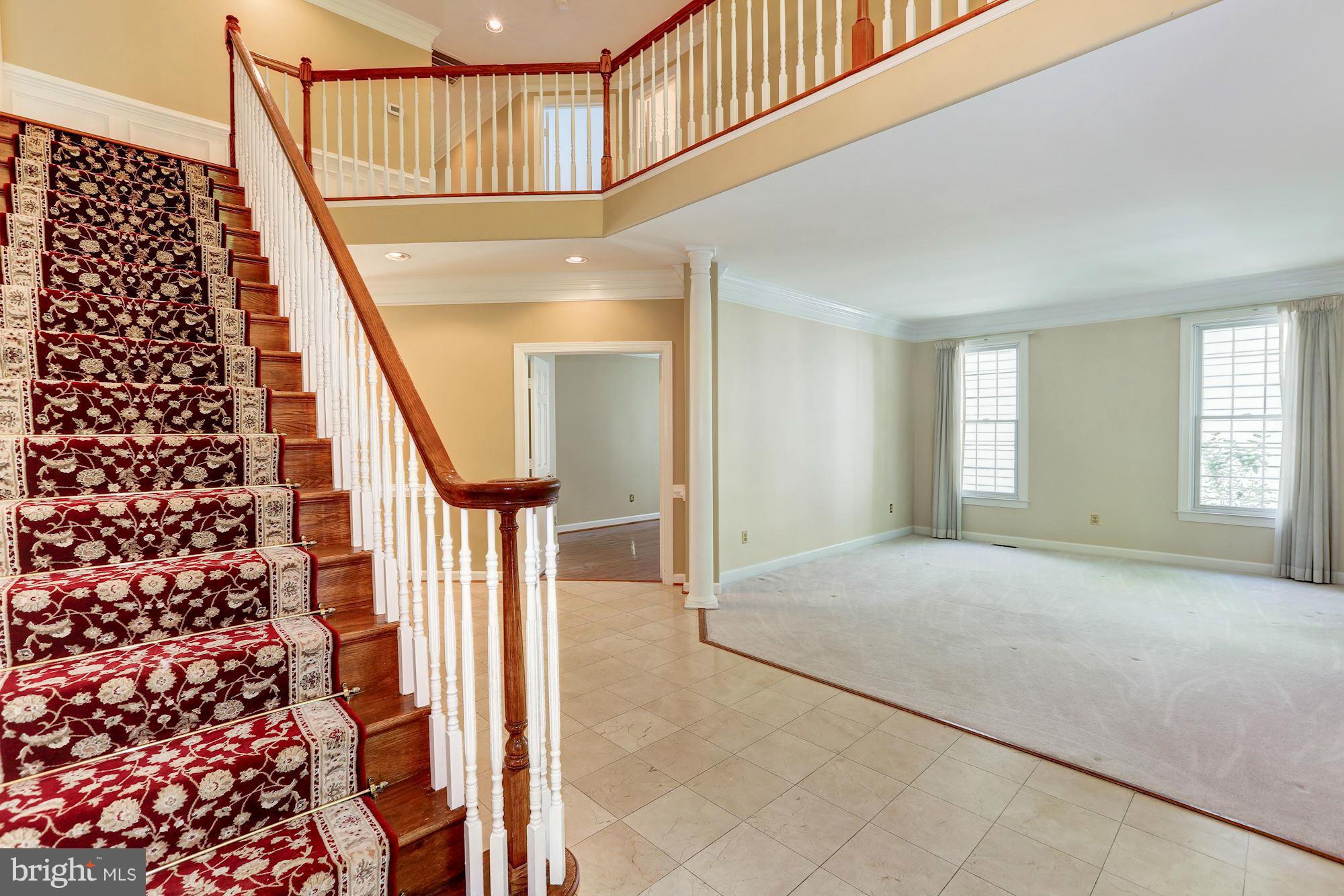 KENTLANDS GATEHOUSE - Residential