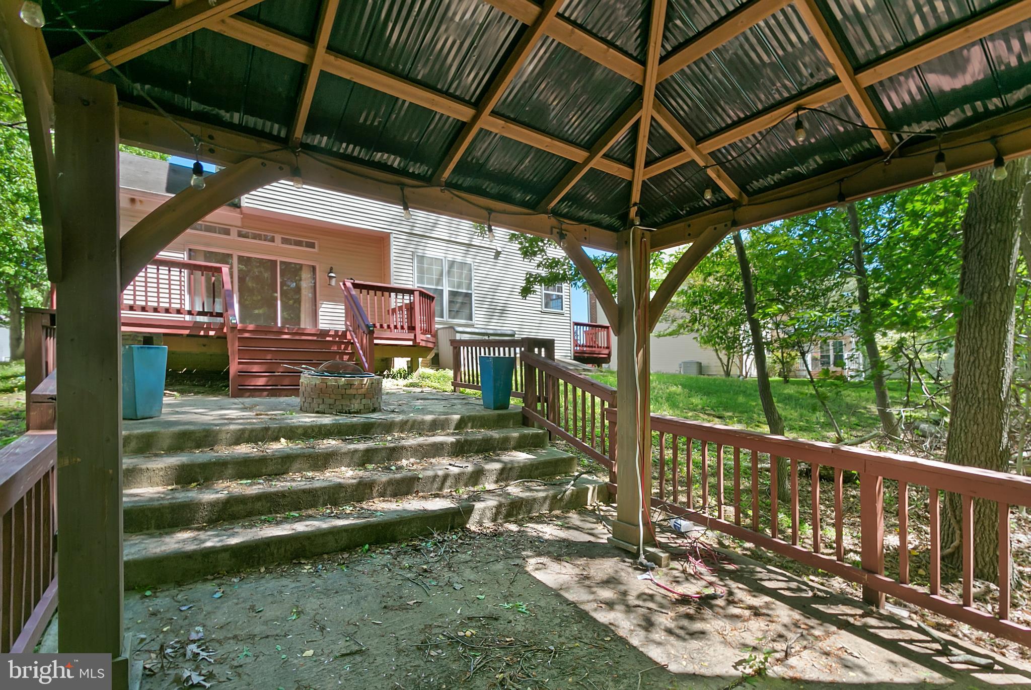 DISNEY ESTATES - Residential