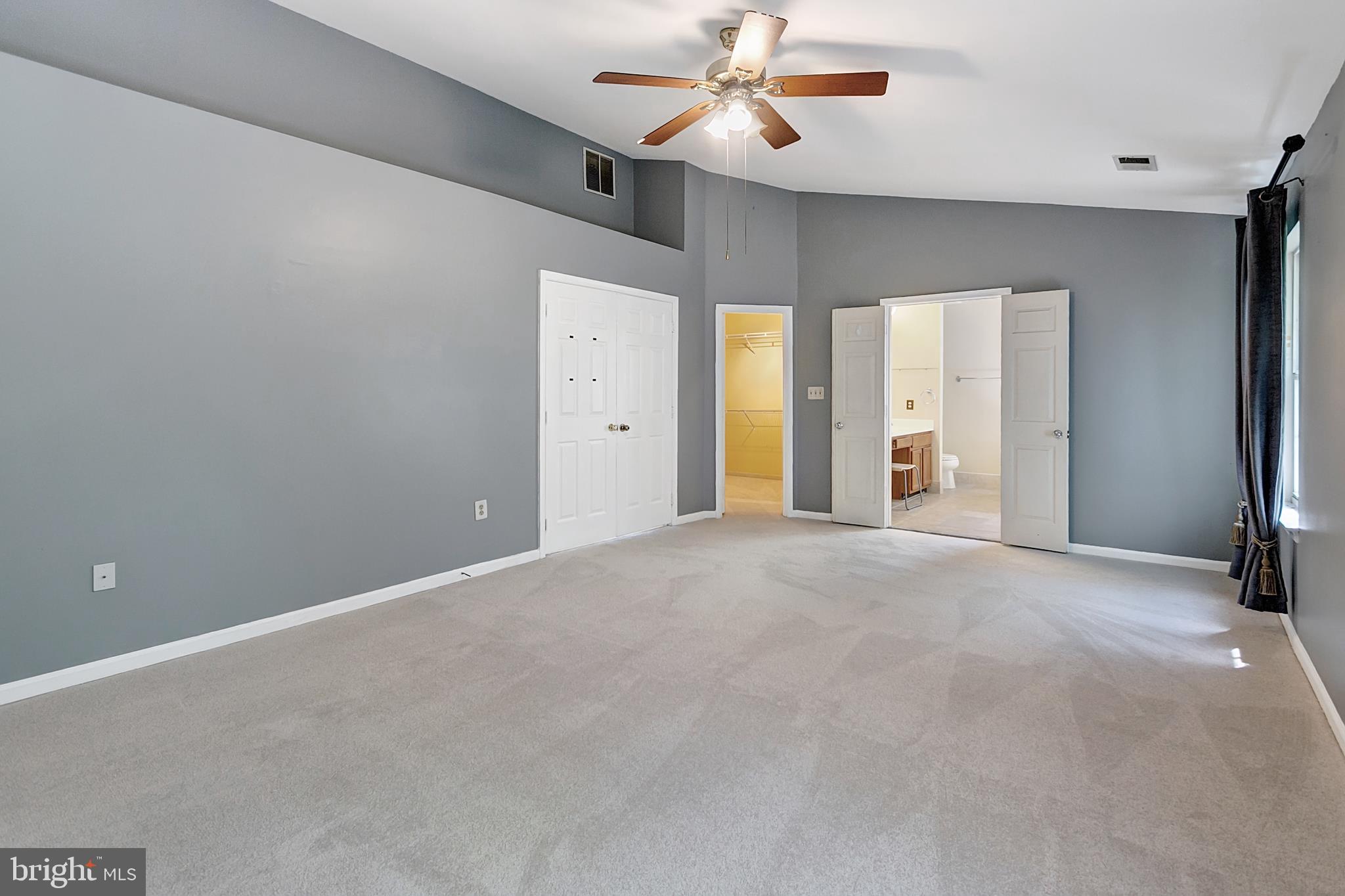 DISNEY ESTATES - Residential