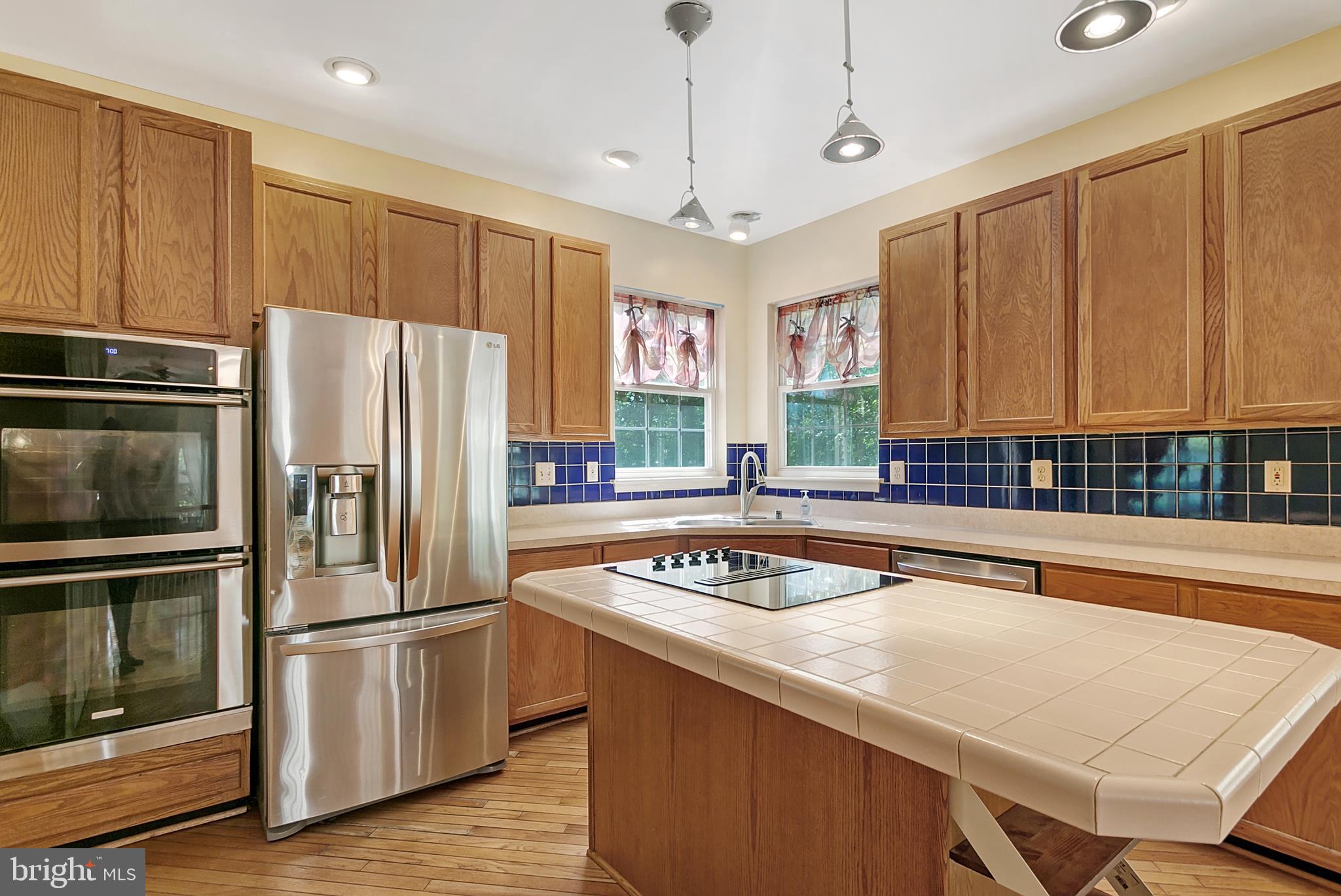 DISNEY ESTATES - Residential