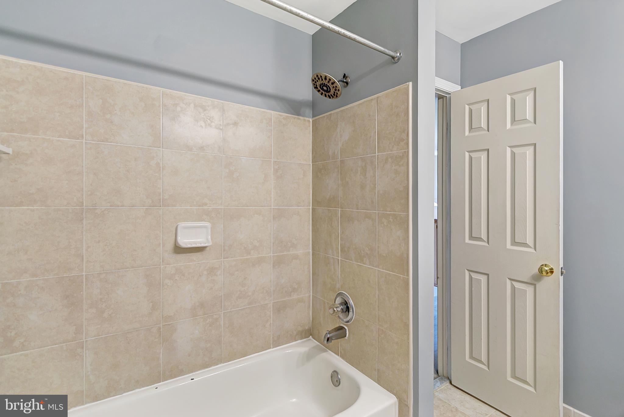 DISNEY ESTATES - Residential