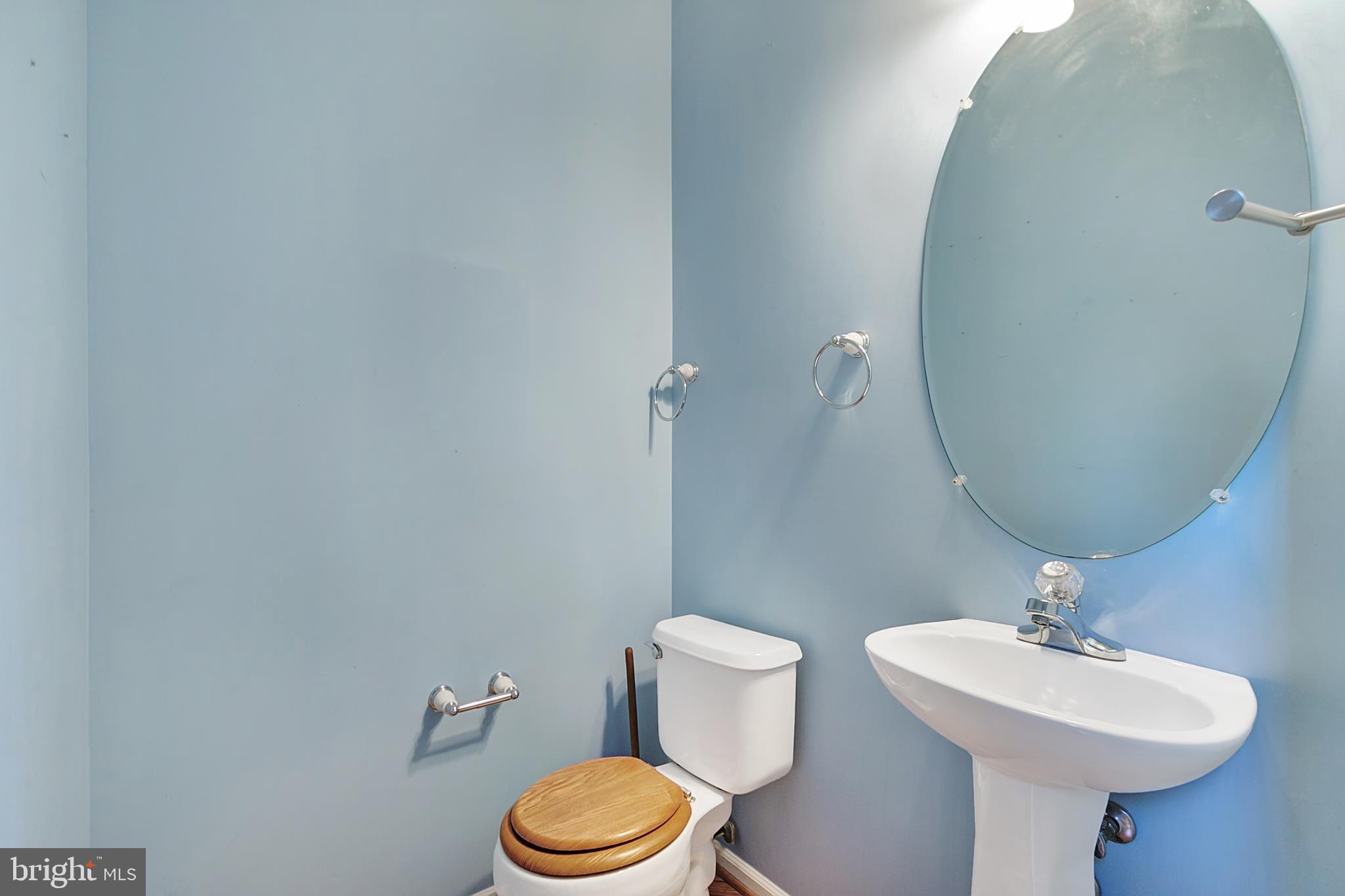 DISNEY ESTATES - Residential