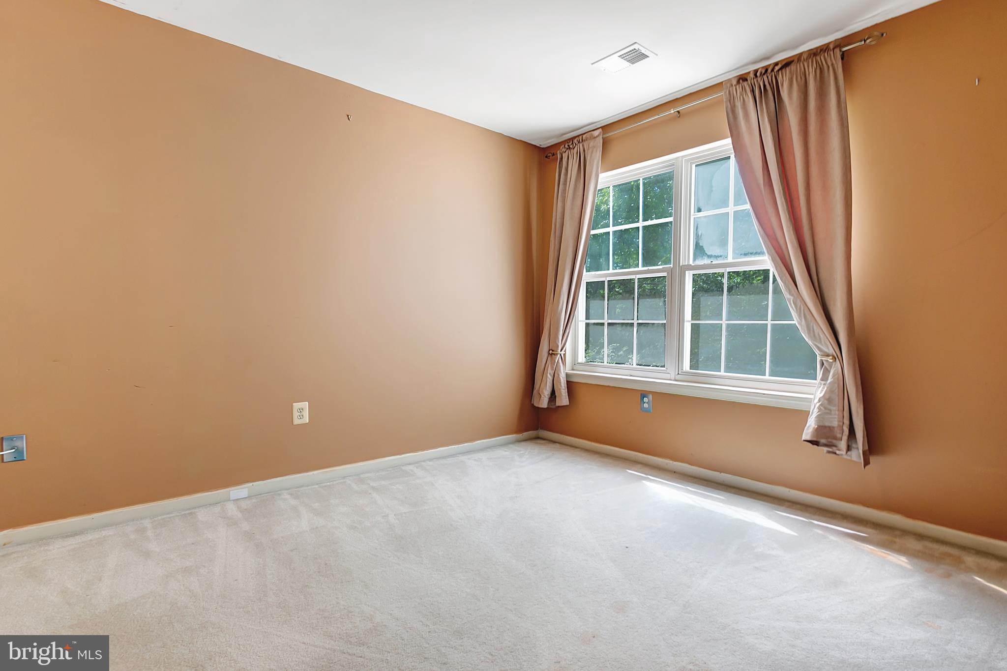 DISNEY ESTATES - Residential