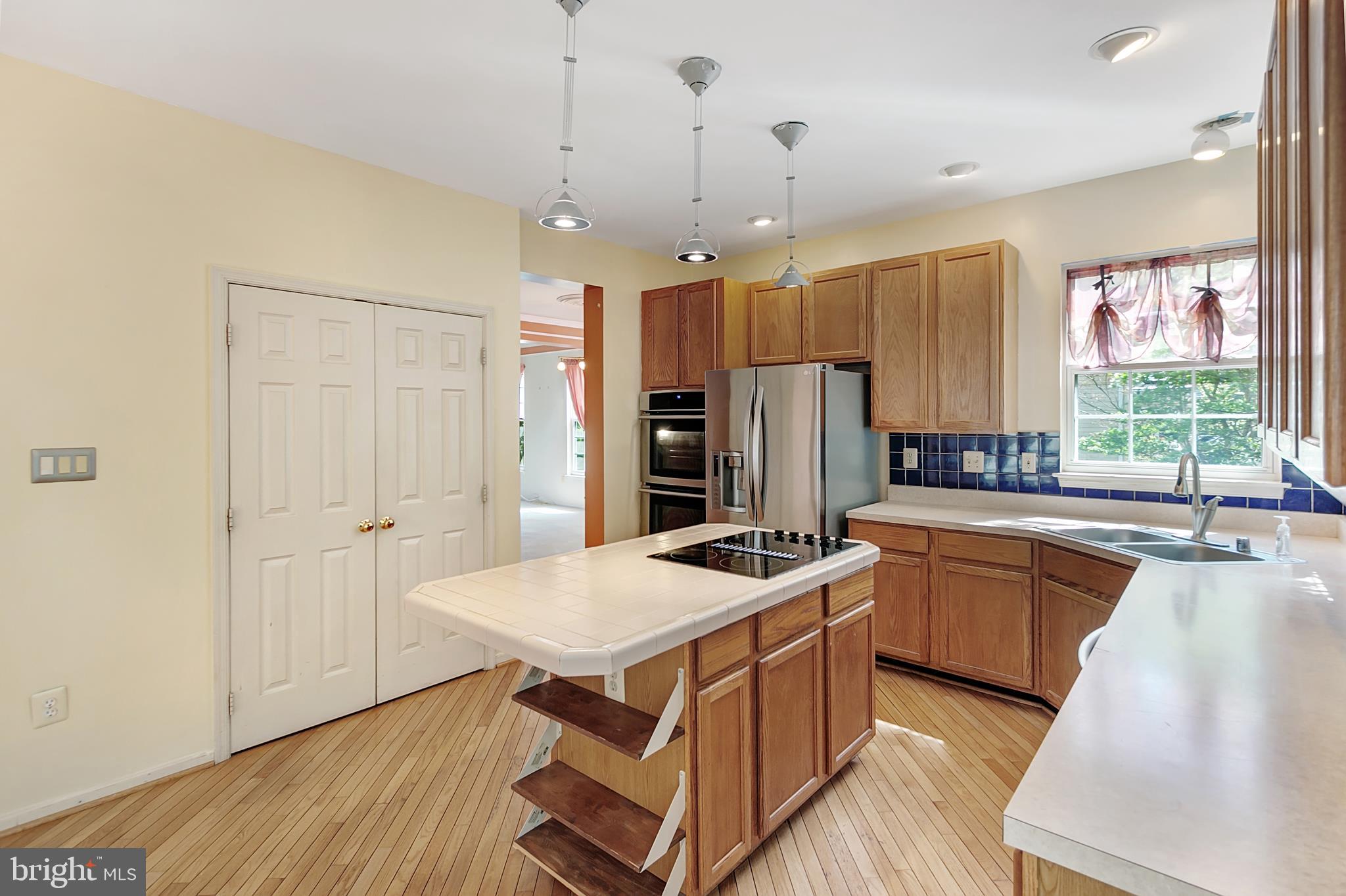 DISNEY ESTATES - Residential