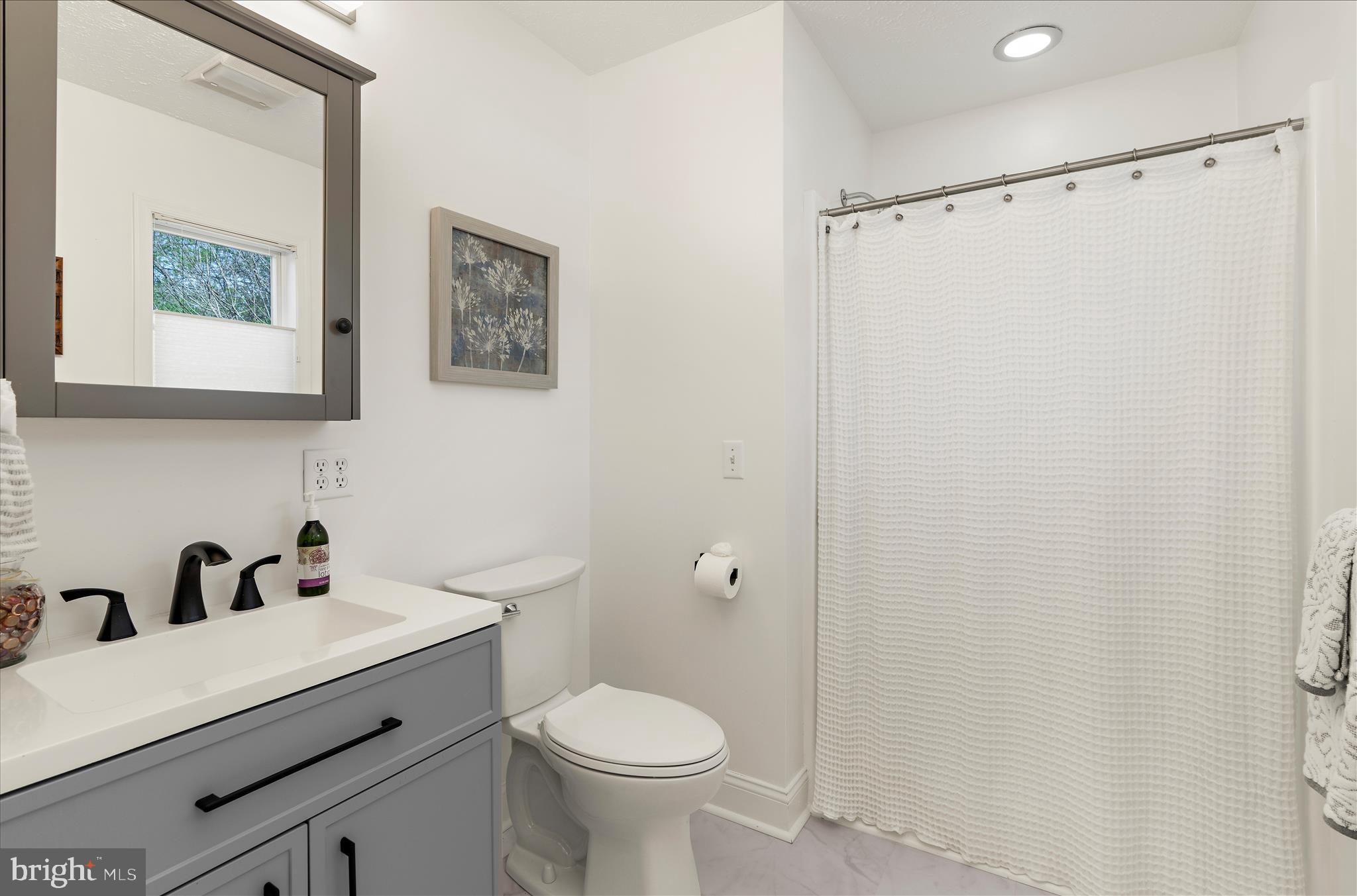 MAGOTHY BEACH - Residential