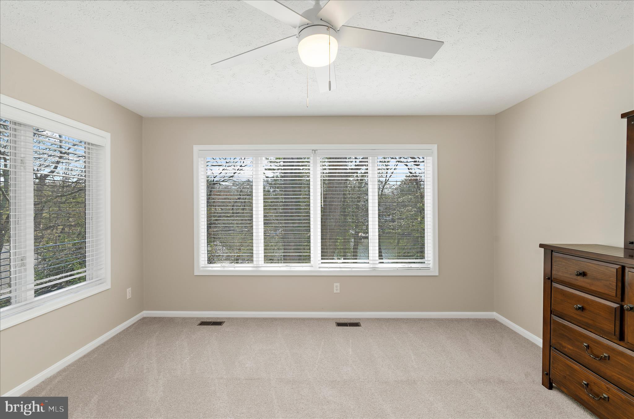 MAGOTHY BEACH - Residential