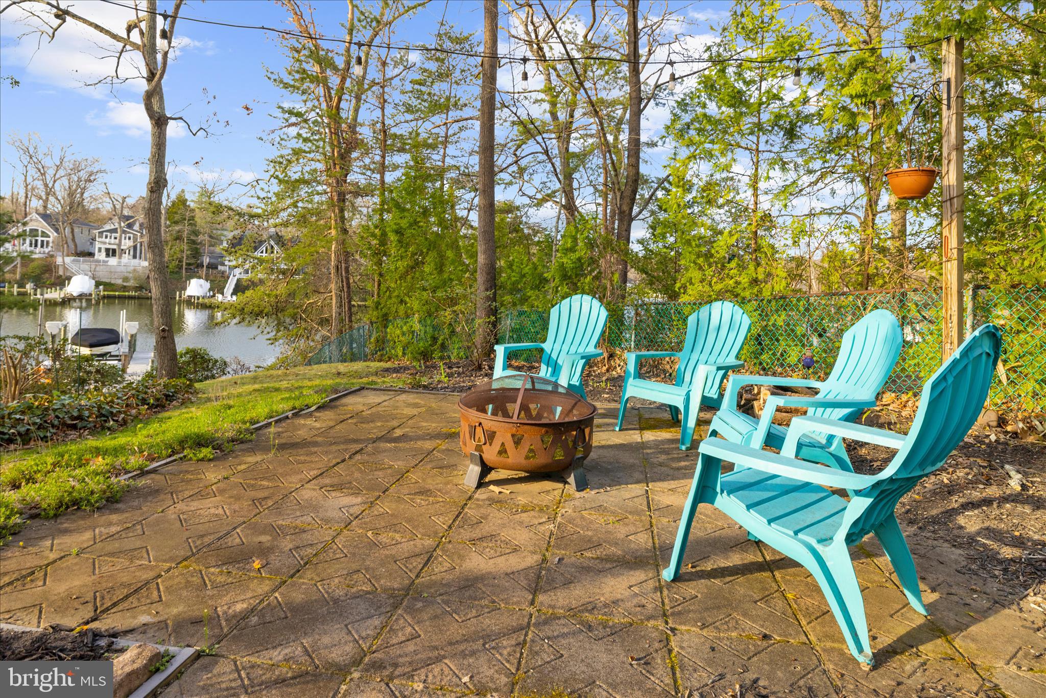 MAGOTHY BEACH - Residential