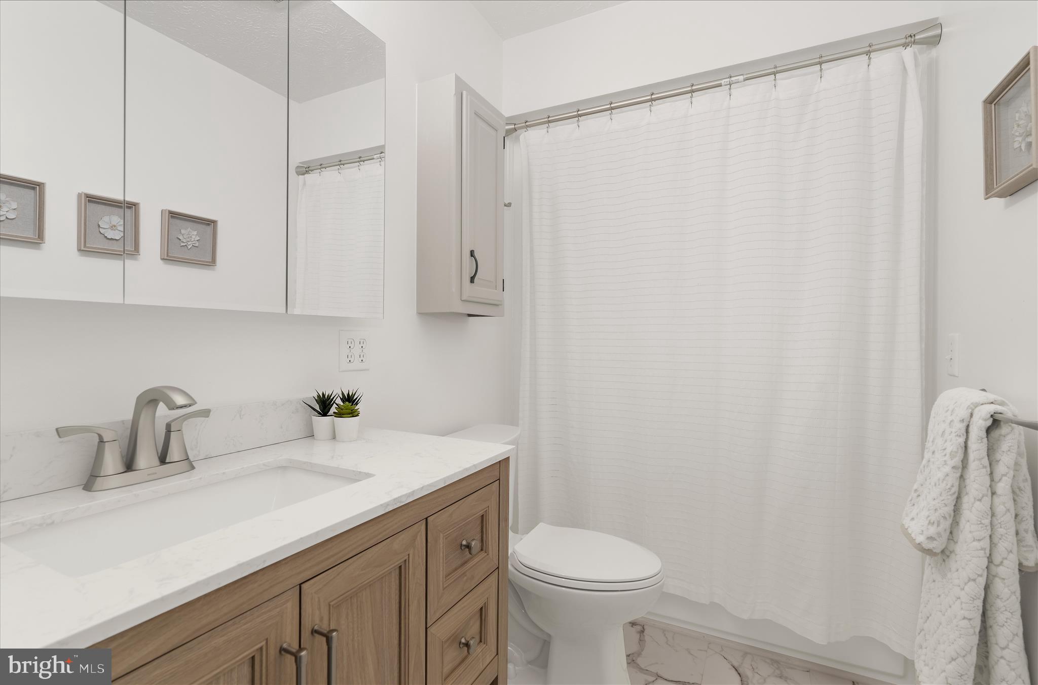 MAGOTHY BEACH - Residential