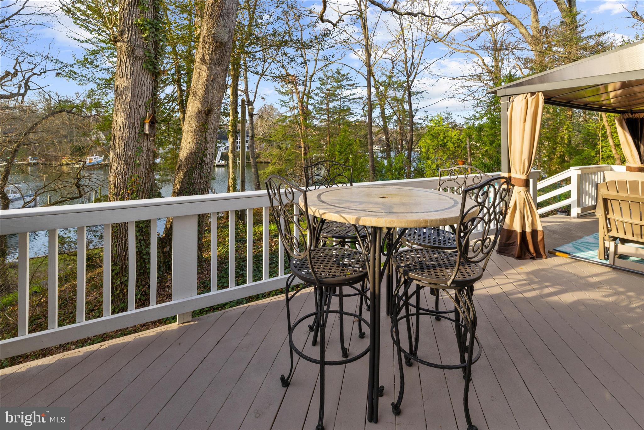 MAGOTHY BEACH - Residential