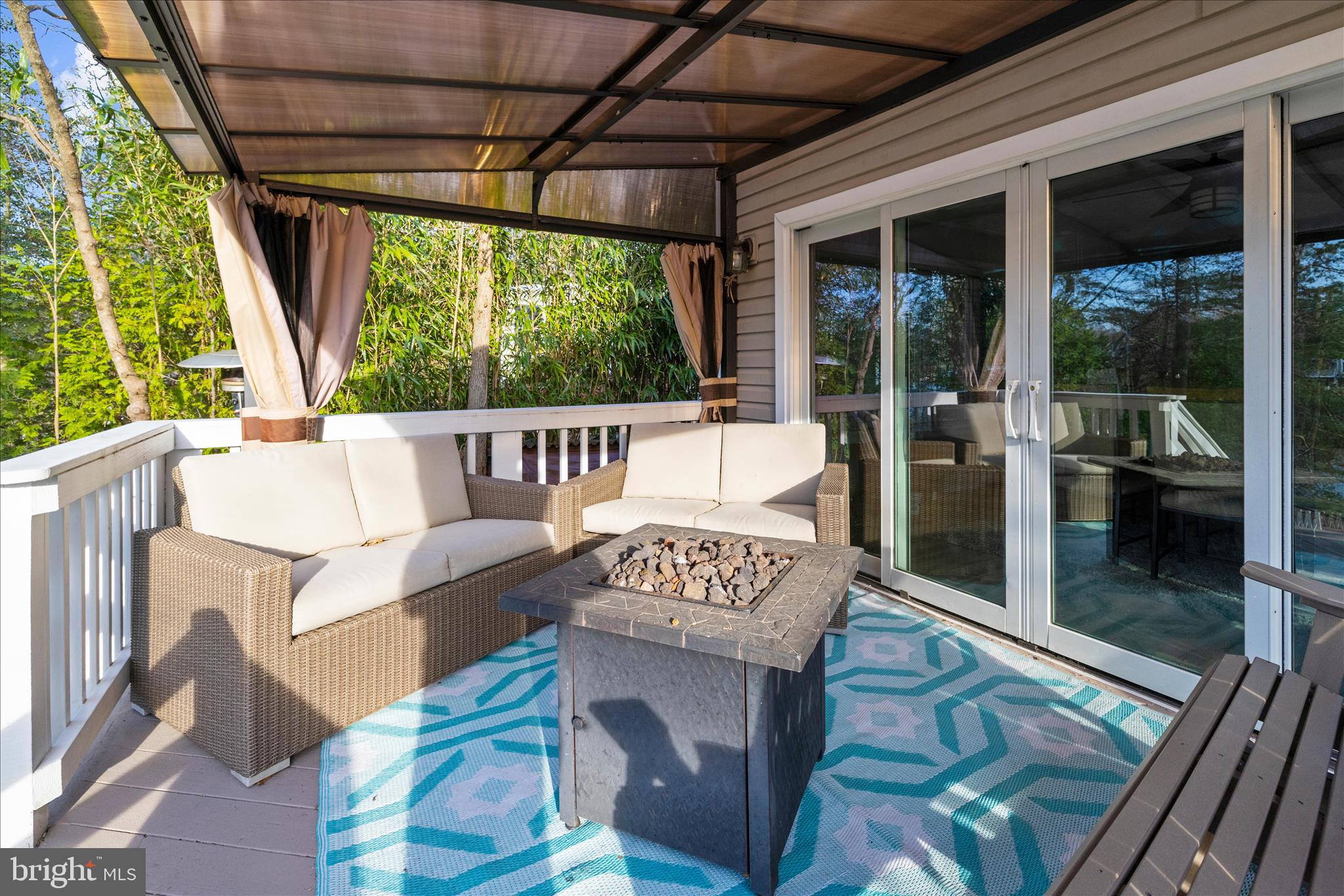 MAGOTHY BEACH - Residential