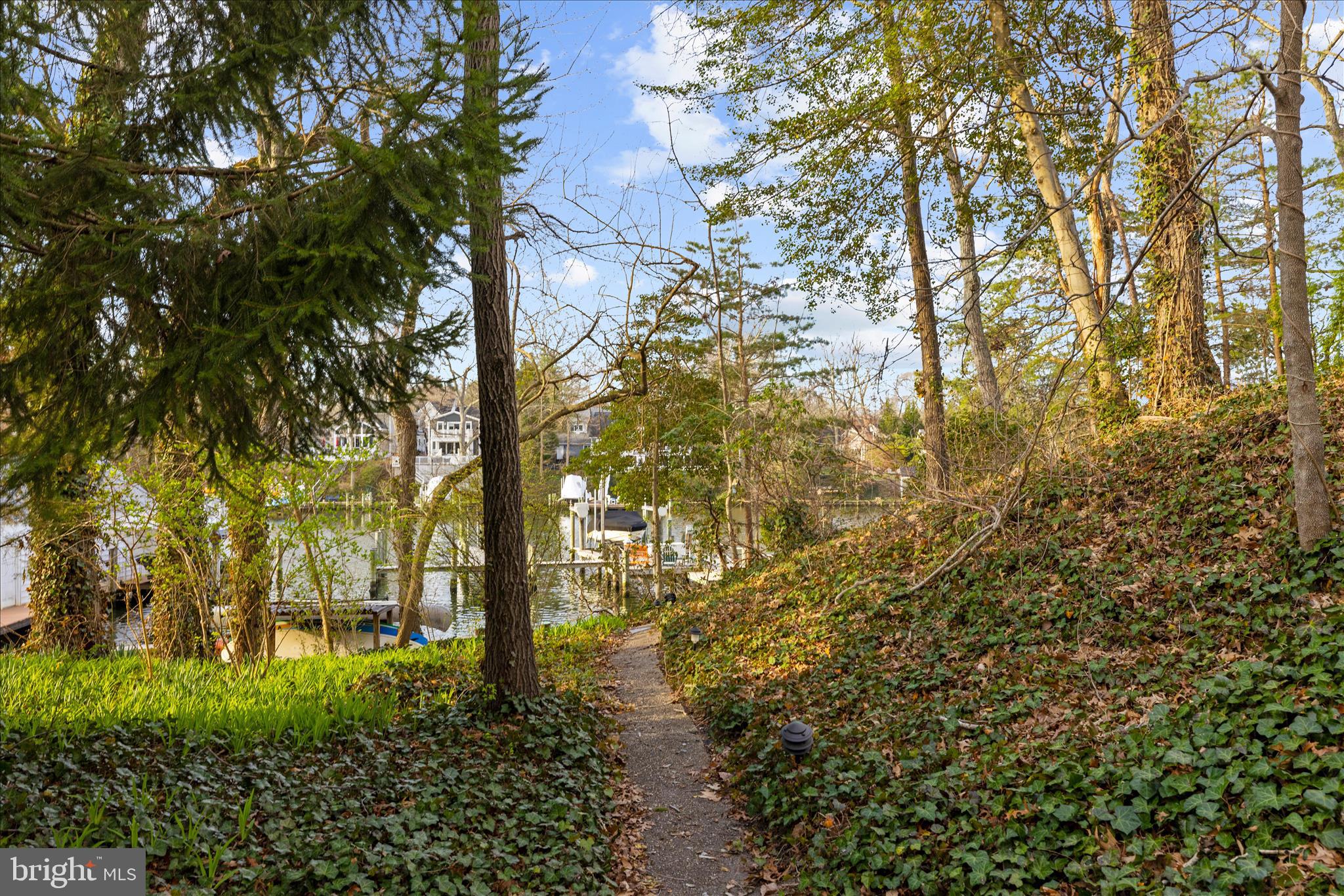 MAGOTHY BEACH - Residential