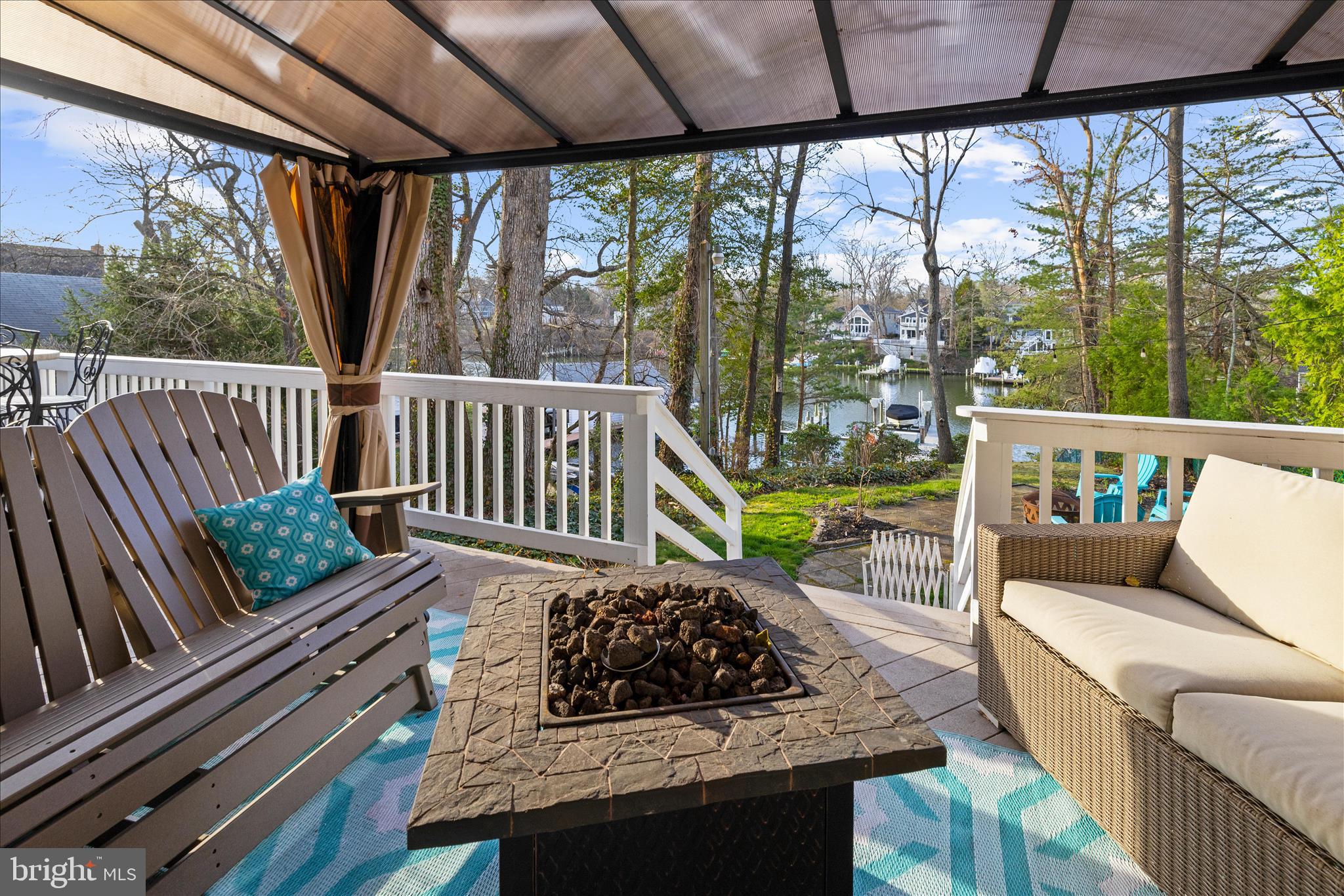 MAGOTHY BEACH - Residential