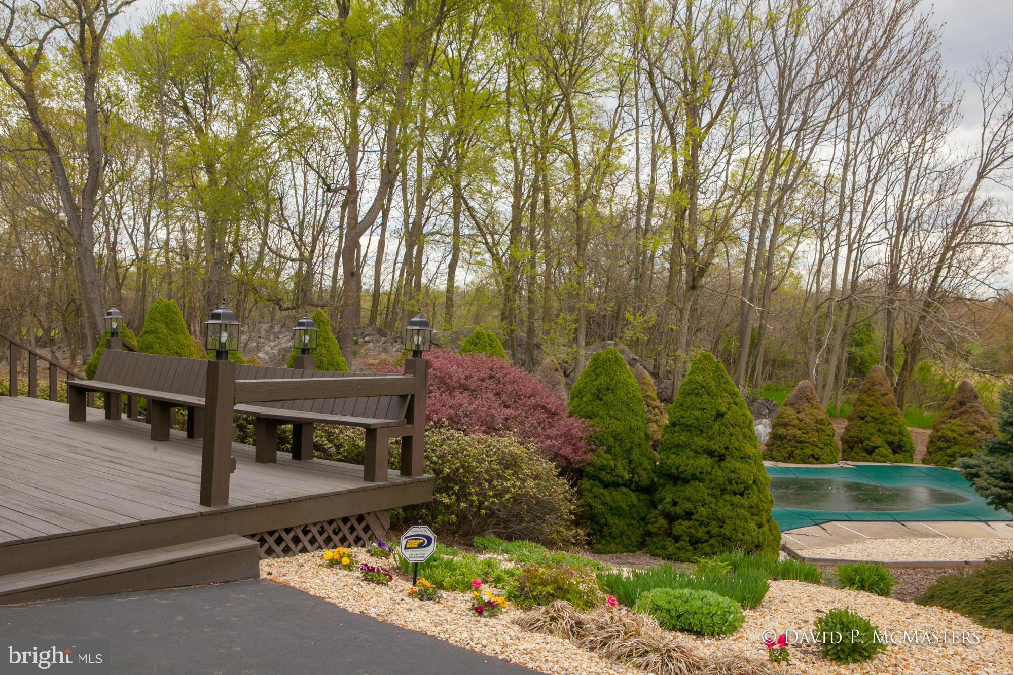 CEDAR LAWN - Residential