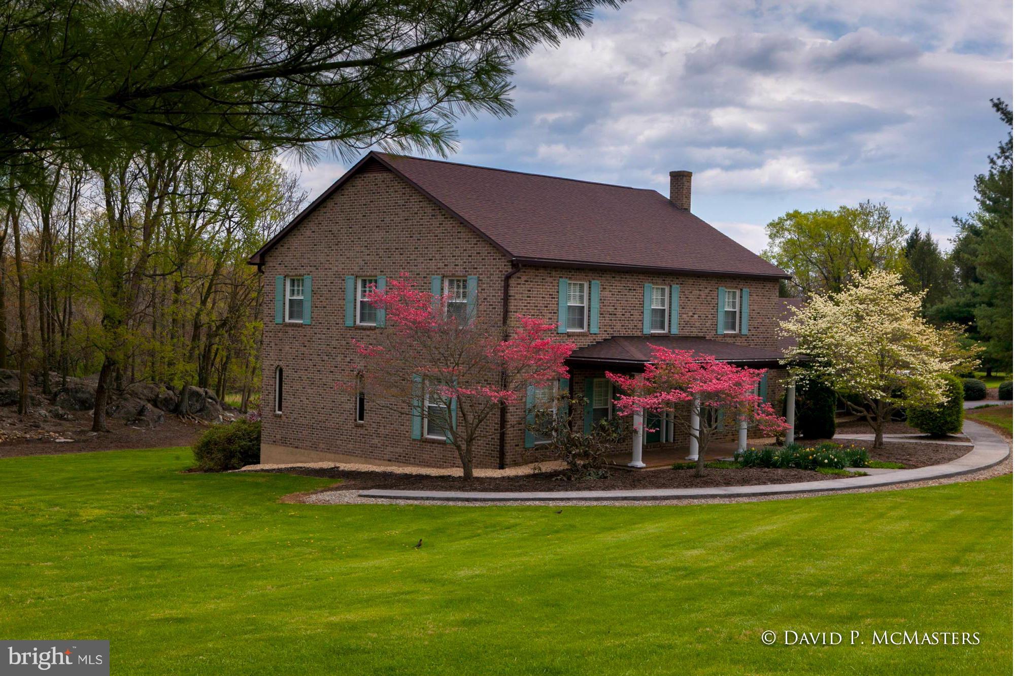 CEDAR LAWN - Residential