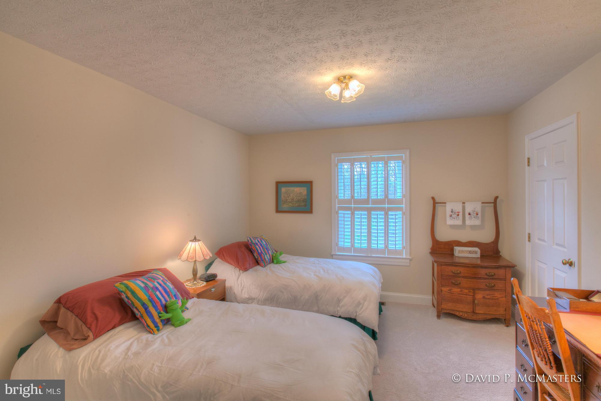 CEDAR LAWN - Residential