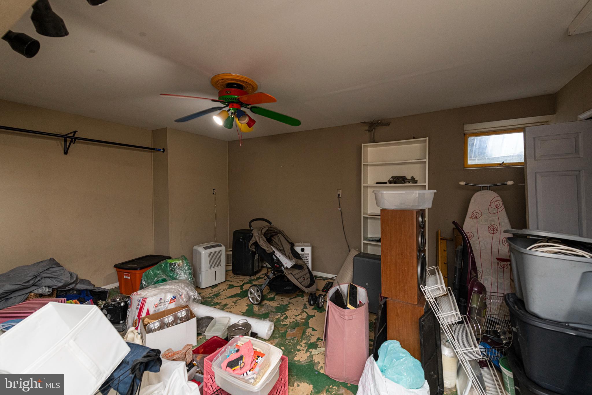 INGLESIDE VILLAGE - Residential