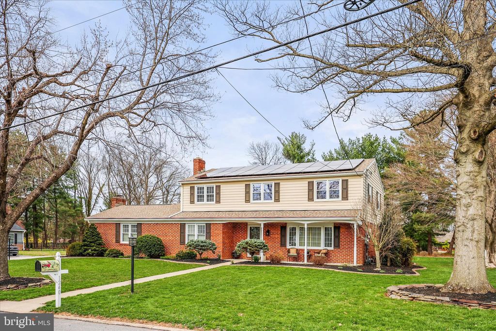 Photo of 1240 Garrison Drive, YORK, PA 17404 (MLS # PAYK2100492)