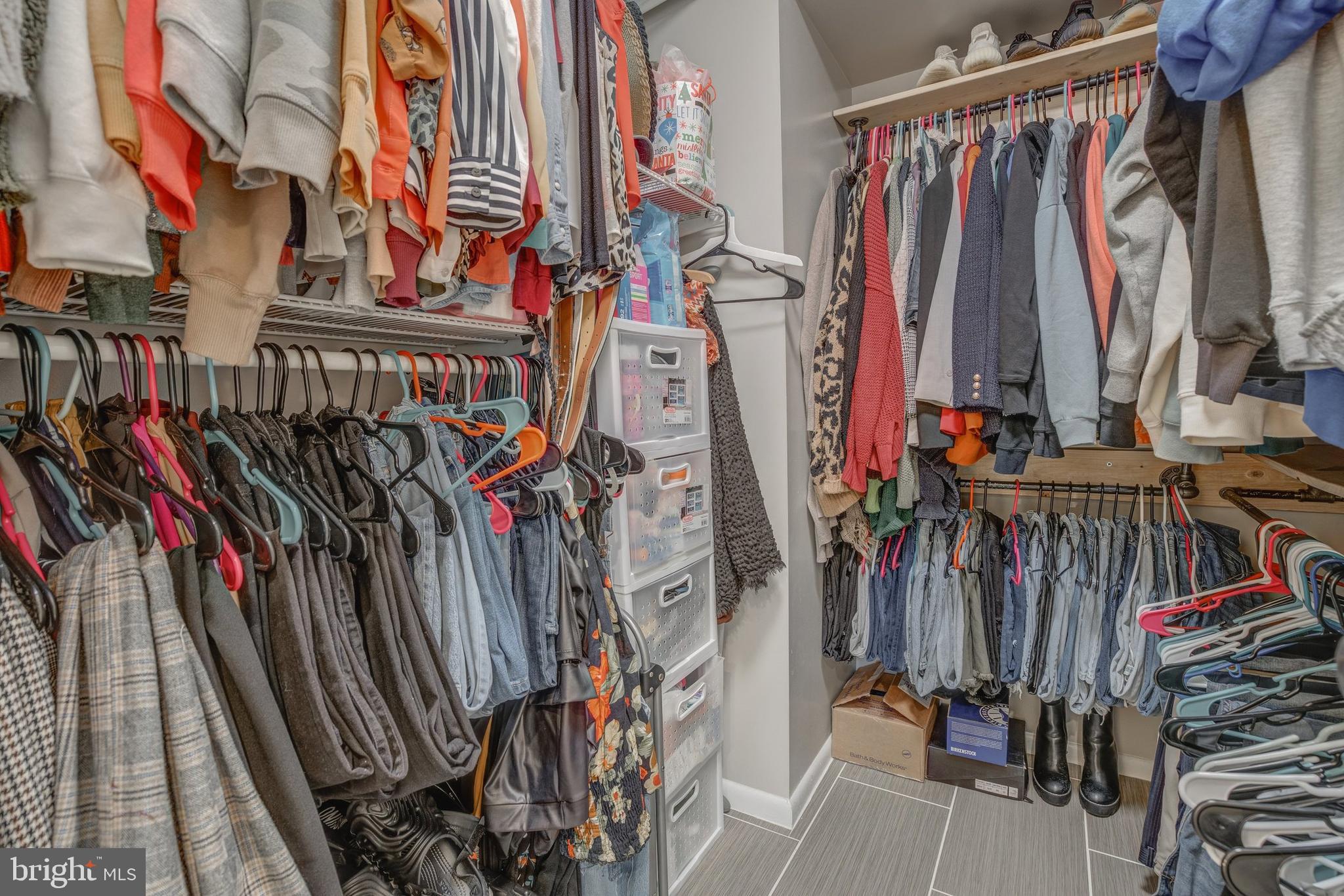 LONG GATE - Residential