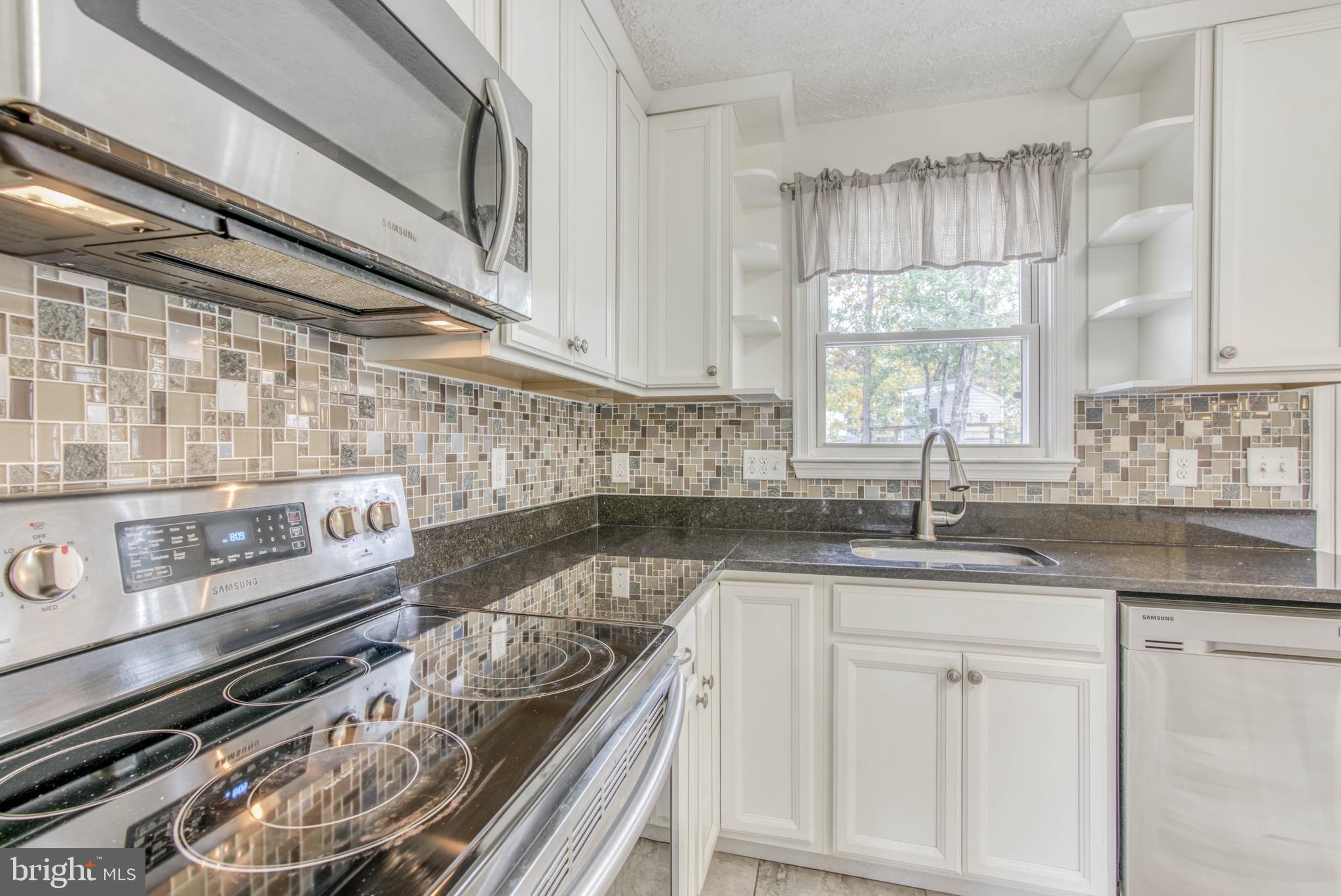 PERRY HALL - Residential