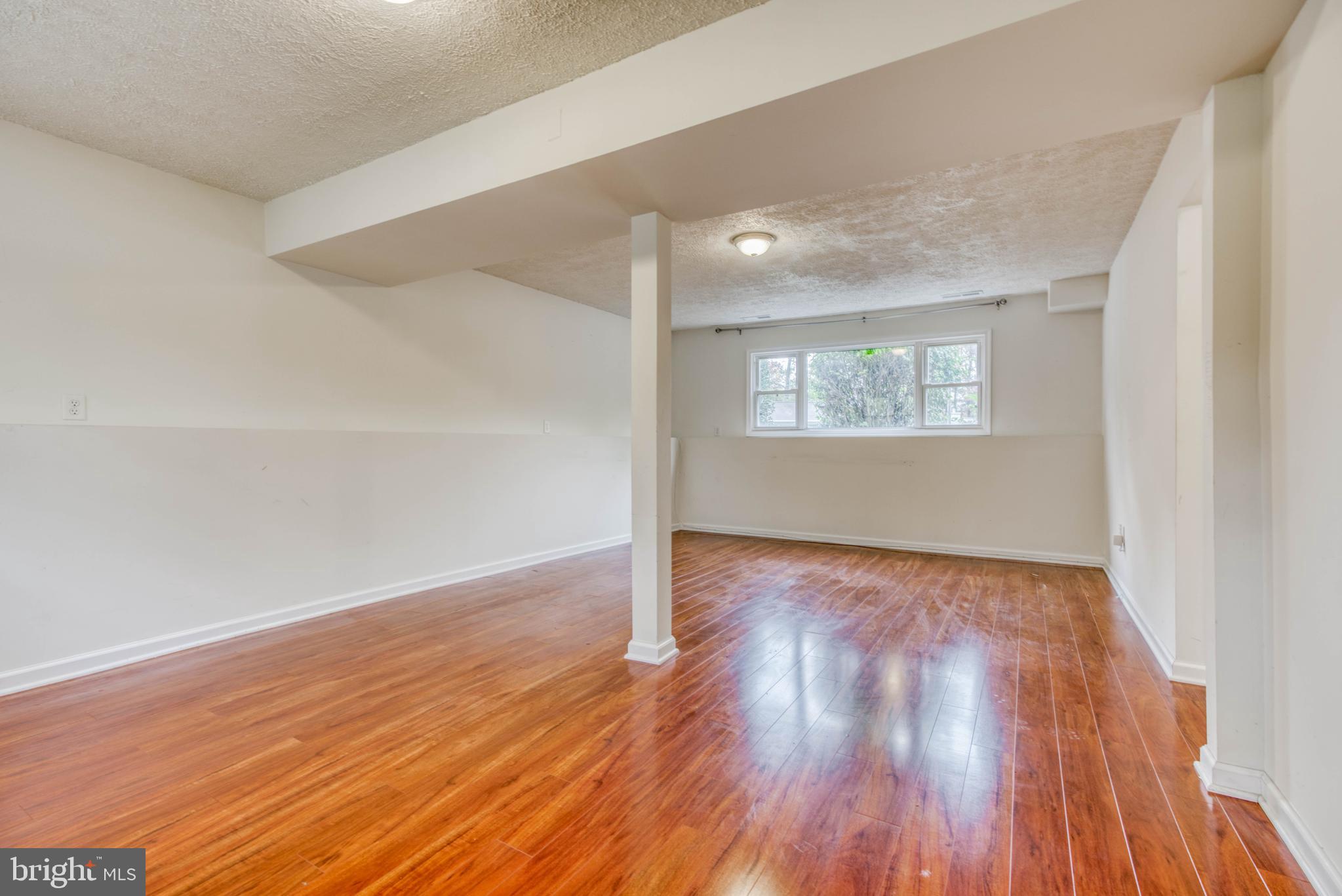 PERRY HALL - Residential