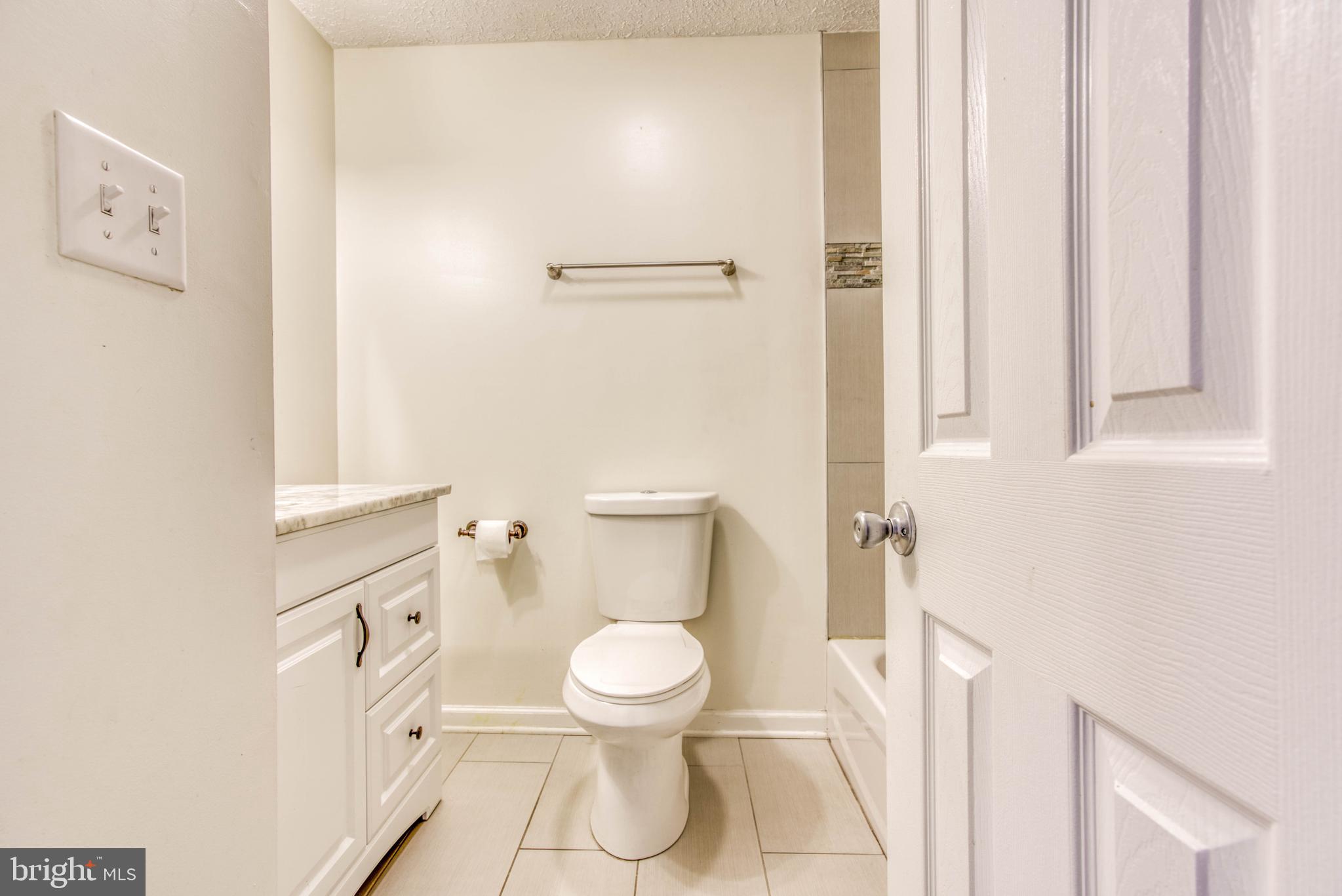 PERRY HALL - Residential