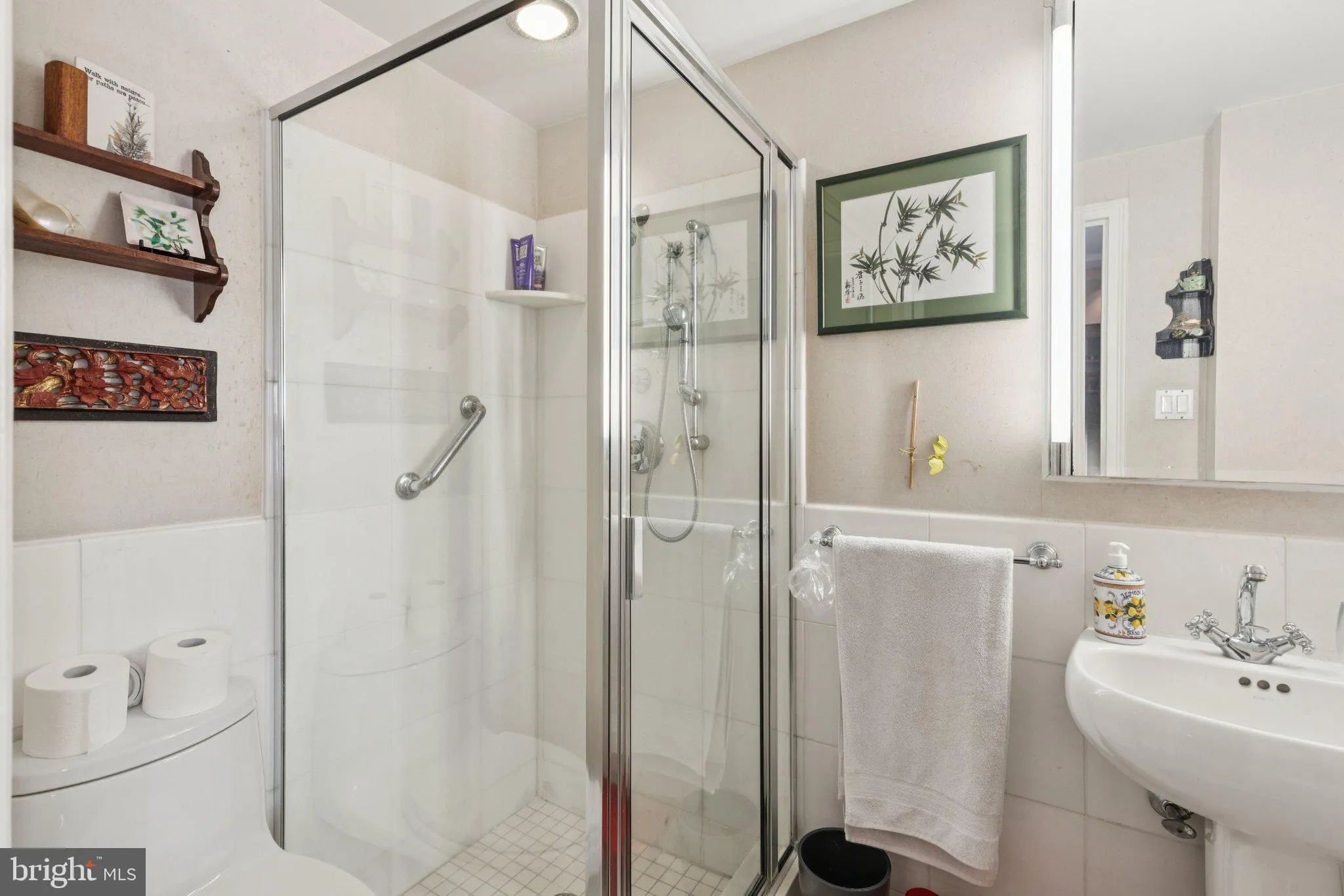 Philadelphia, Pennsylvania 19103, United States, 2 Bedrooms Bedrooms, ,2 BathroomsBathrooms,Residential,Active,250705