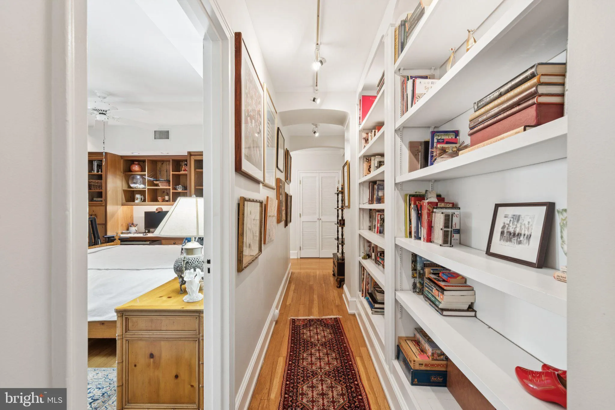 Philadelphia, Pennsylvania 19103, United States, 2 Bedrooms Bedrooms, ,2 BathroomsBathrooms,Residential,Active,250705