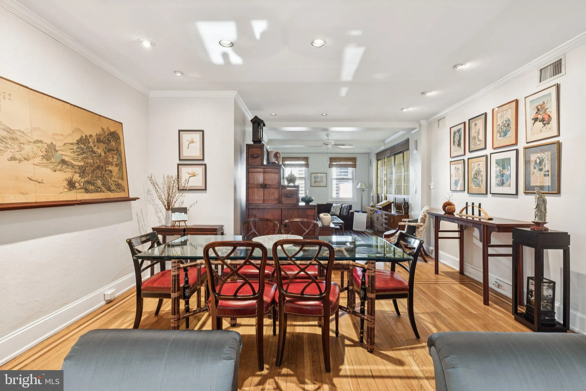 Philadelphia, Pennsylvania 19103, United States, 2 Bedrooms Bedrooms, ,2 BathroomsBathrooms,Residential,Active,250705