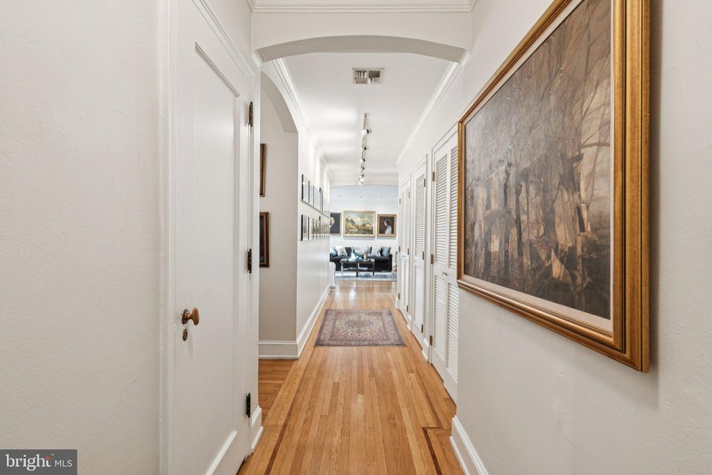 Photo of 1901 Walnut Street #11E, PHILADELPHIA, PA 19103 (MLS # PAPH2563968)