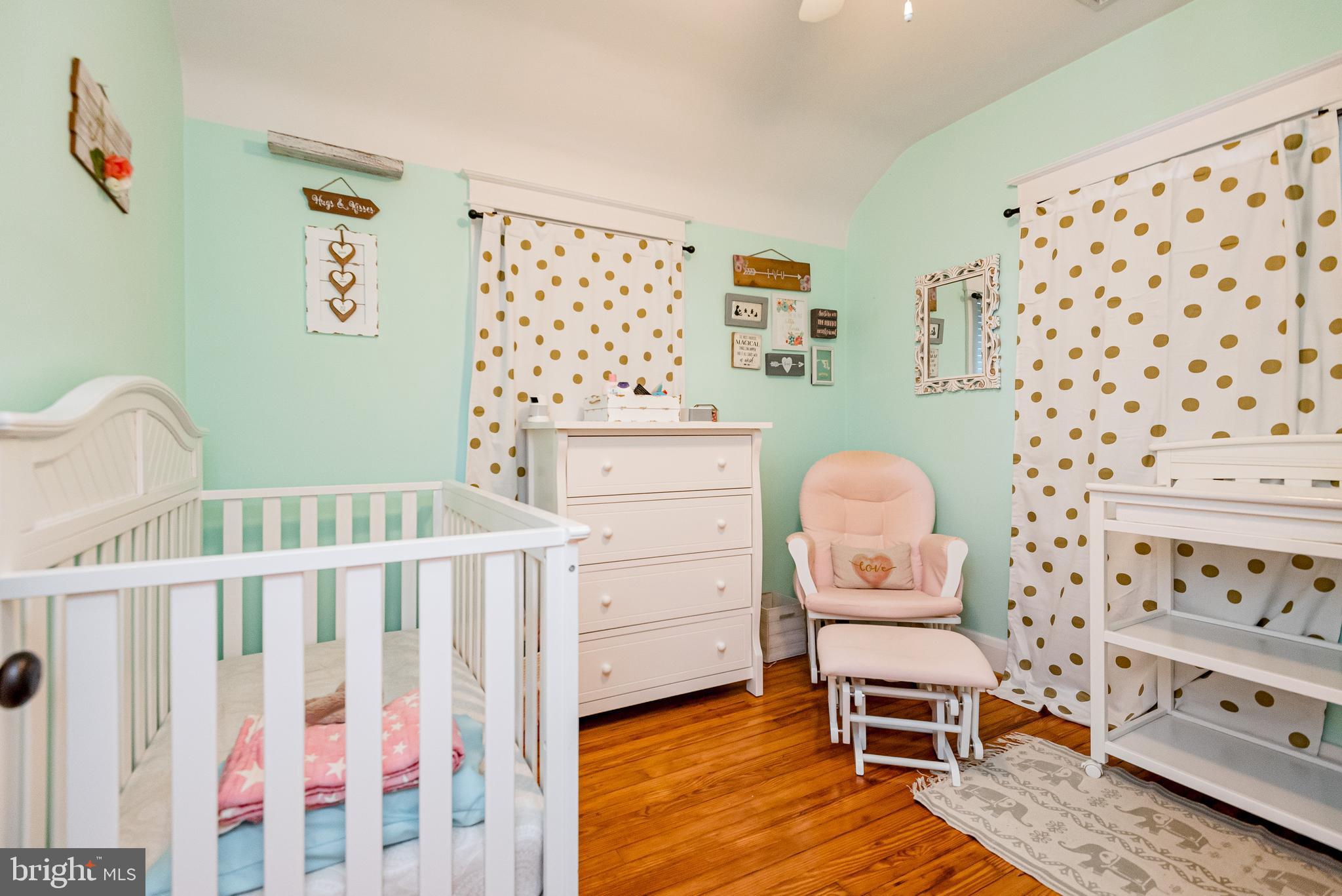 HALETHORPE HEIGHTS - Residential